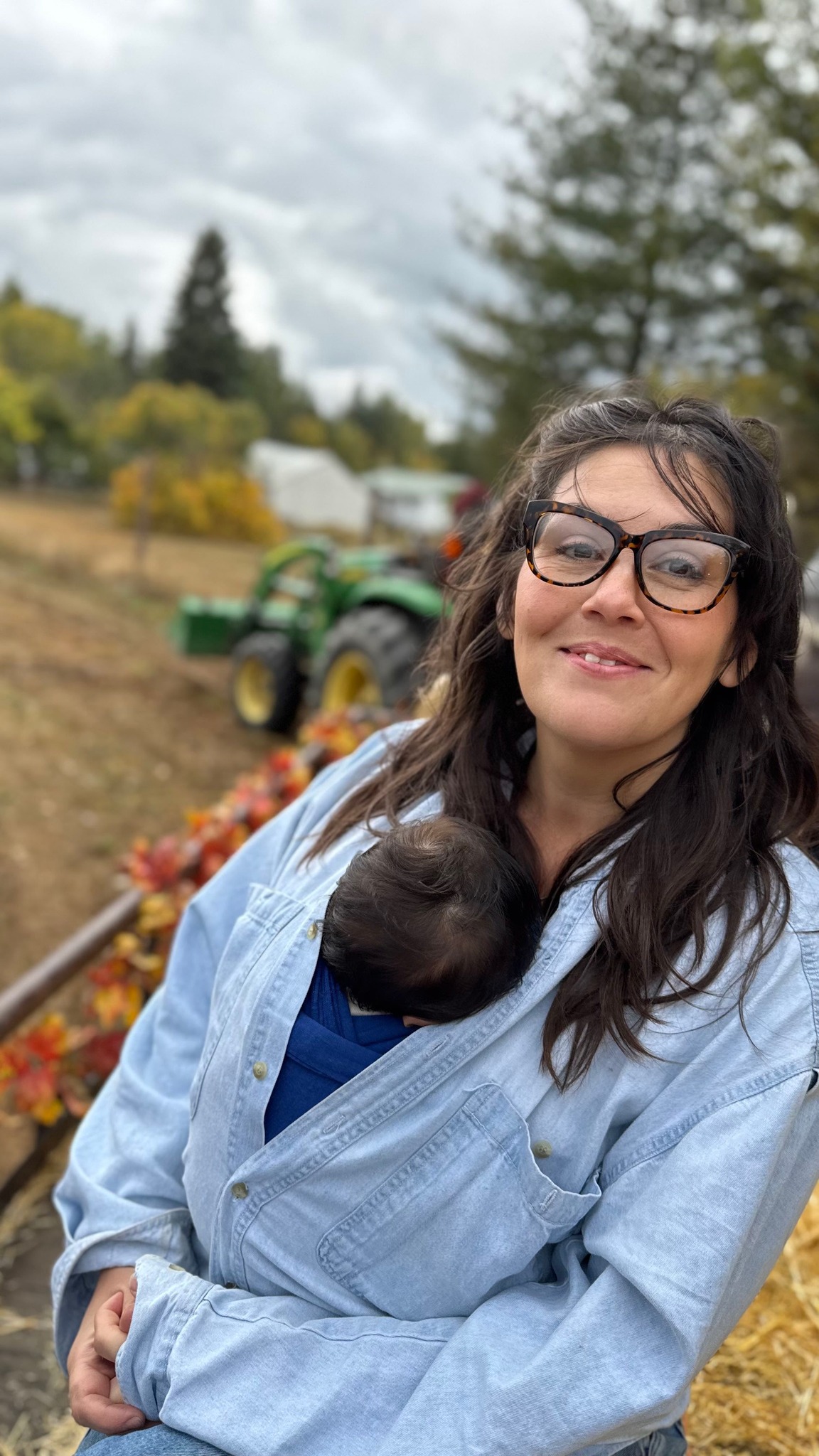 Hey friends, I thought this would be a good time to reintroduce myself.
Hi! my name is Gabriella, but you can call me Gaby. I am a mother of two and founder of Fruitful Hands Co.
I'm originally from the Netherlands, but am currently living in the PNW. And I'm on a mission to help Christian-owned businesses stand out in the digital world, Because all too often y'all are relying on word-of-mouth marketing, which works to a certain extent, but imagine if people could just Google and find you right there. So I'm here to build beautiful online platforms that bring in customers, that increase your visibility, and that shine your light out into the world. Because you were put on a mission, and it's time for others to see it.