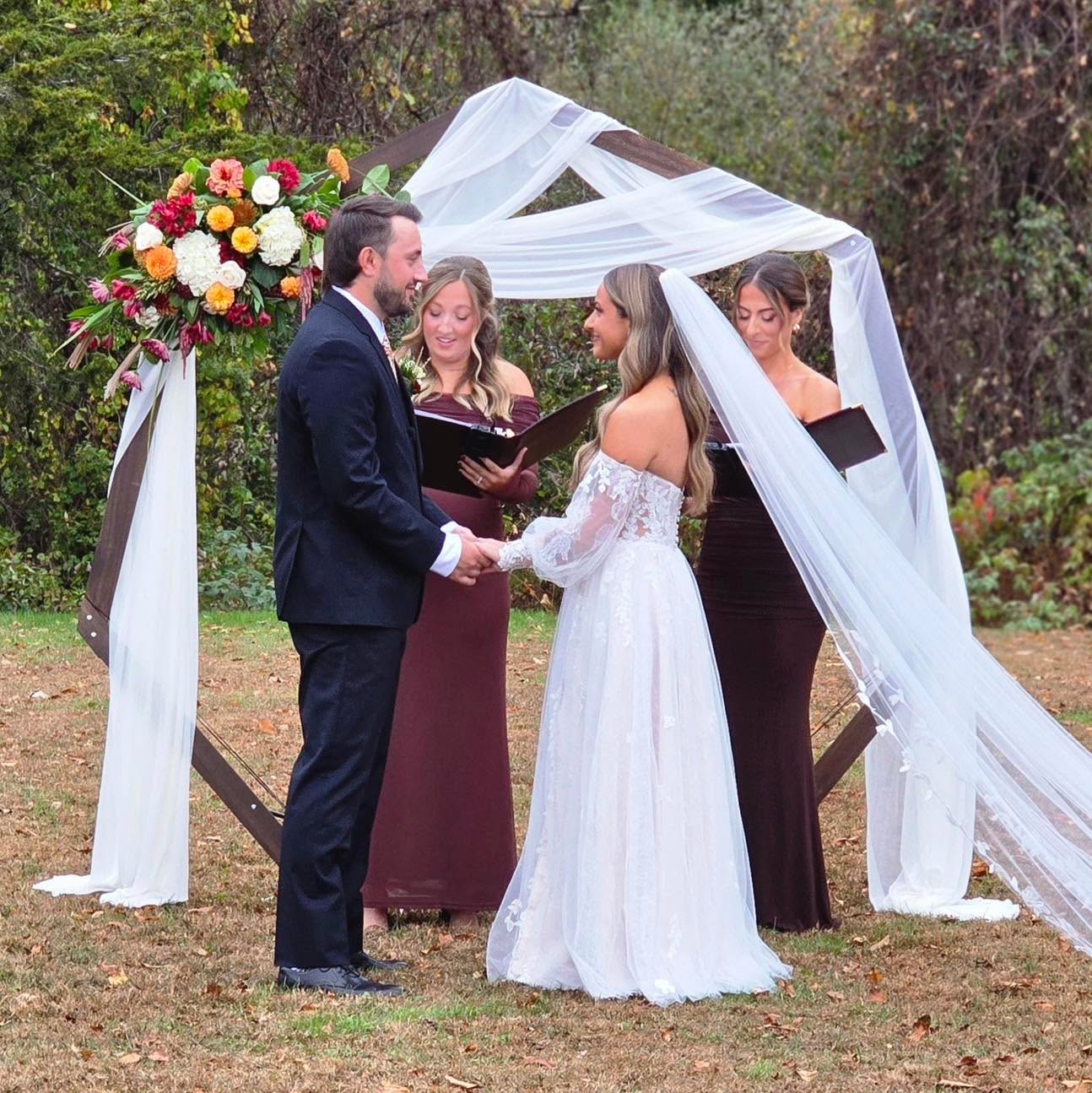 Congratulations to Meg and Sam!!
#ctweding #weddingplanning #ctweddingdj #harmongrayentertainment #ctphotobooths #hgphotobooths