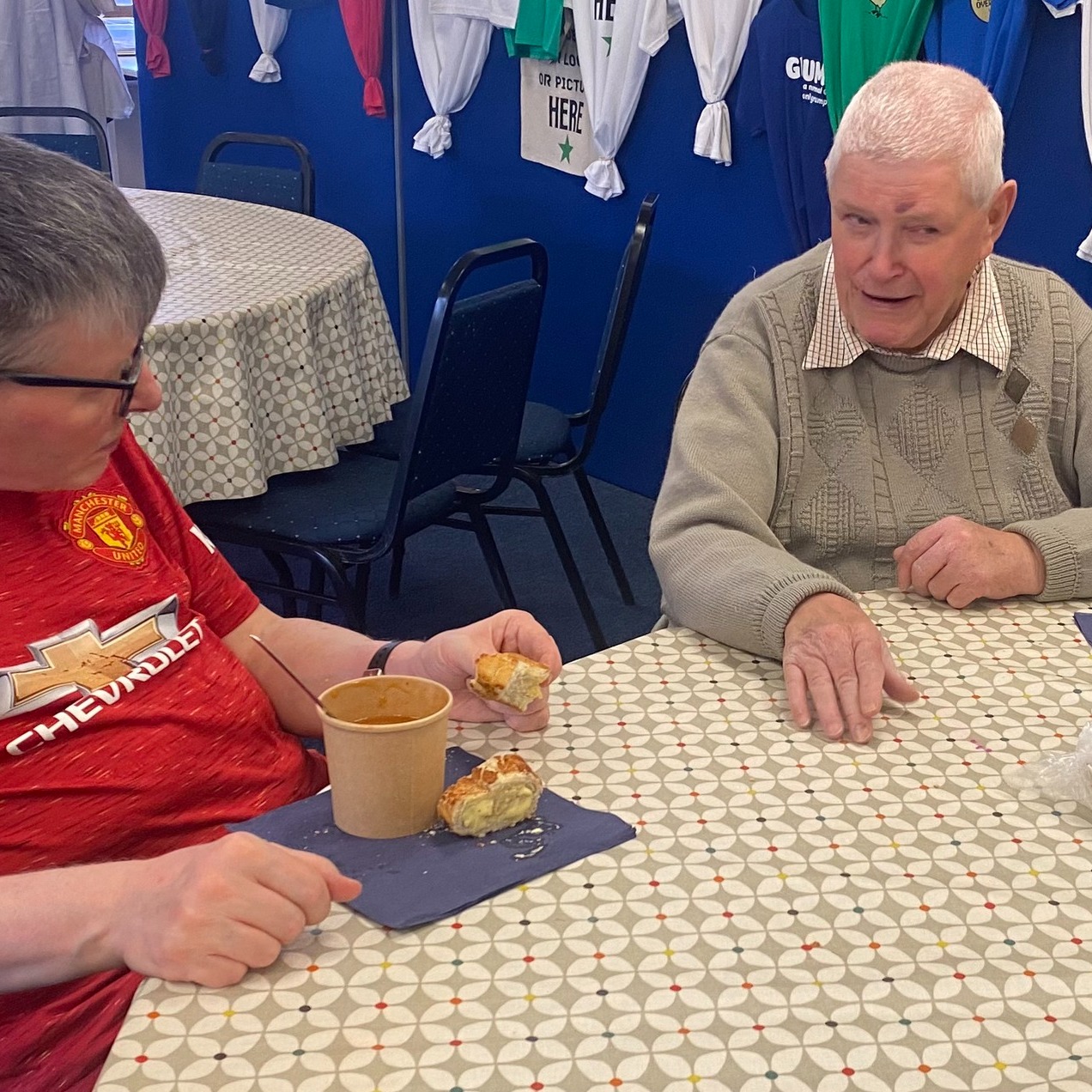 This week, Growing Together is hosting Winter Warm Up sessions at Spark - everyone’s welcome to pop in for a free cup of soup and a chat 🍲💬
🥣 Enjoy different soup flavours every week!
Come along every Thursday from 12:00 – 13:30 - no booking required.
These sessions help bring our community together, offering a warm space to connect.