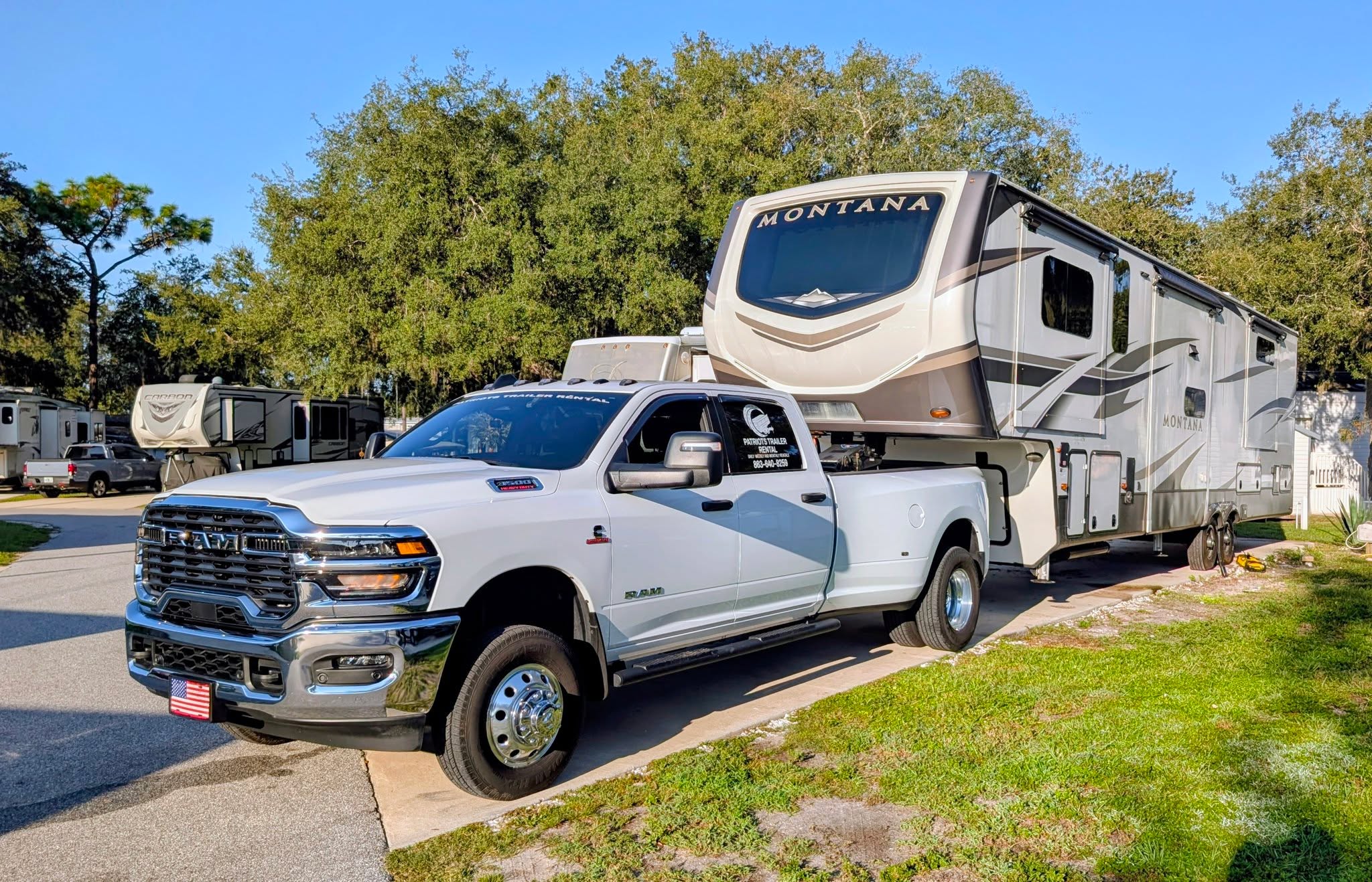 If anyone needs a 5th Wheel, travel trailer or vehicle moved, give me a shout. I can do it!
I need to work this new 3500!