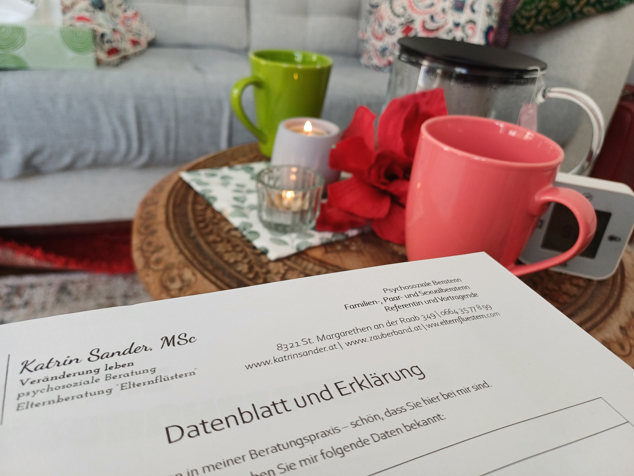 Praxis - Zeit ✨️
Tee ist fertig, die erste Klientin des heutigen Tages kann kommen.