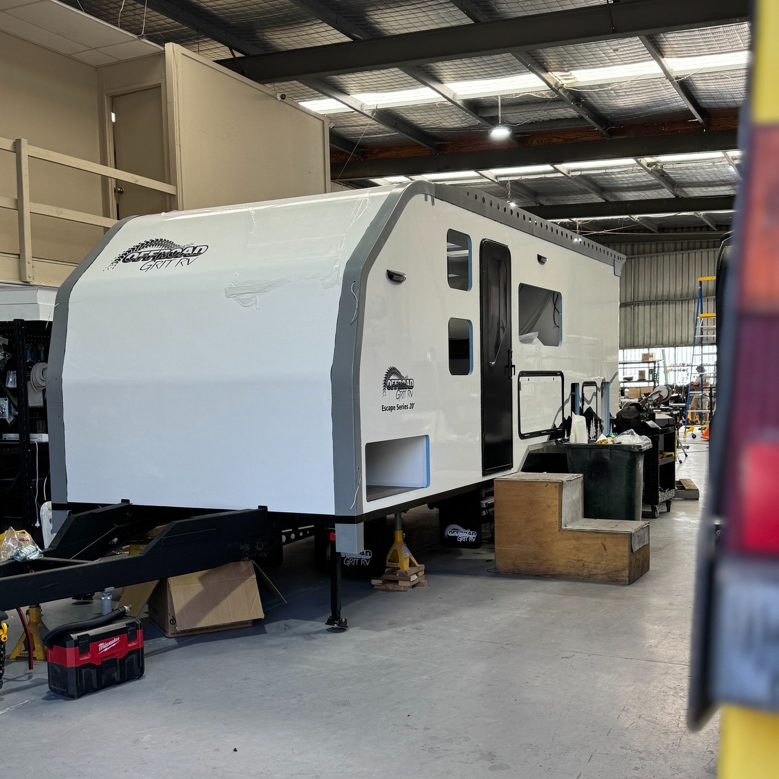 🔧 What’s Happening in the Shed? 🛠️
There’s plenty cooking behind the roller doors at Offroad Grit RV!
▶Escape Series – 20ft (Butler’s Layout)
GRIT027 is coming along well, it is heading into final assembly in the next week!
▶Enduro Series – 20ft Plus
GRIT025 Featuring a Electric drop down bed and a front Ensuite, This design is something else!
▶ Explore LST
Making a few more tweaks to this one to make it more user friendly!
Chat with the floor plan experts and let’s bring your travel vision to life!
#CaravanBuild #WhatsInTheShed #OffroadGritRV #AustralianMade #EscapeSeries #EnduroSeries #ExploreLST #CaravanInnovation #OnTheTools #BuiltForAdventure