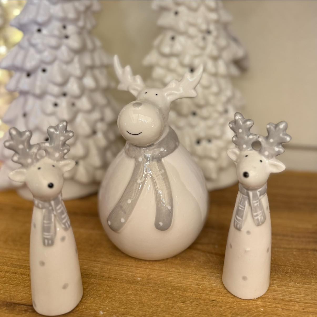 ☔🎄 Escape the rain dear! Come and shelter in the Christmas shop! 😉✨
These little reindeer are full of cheer — perfect for adding early sparkle to your home ❄️🤍
#ChristmasAtTheBarn #ReindeerMagic #FestiveFeels
#festivefeels💫