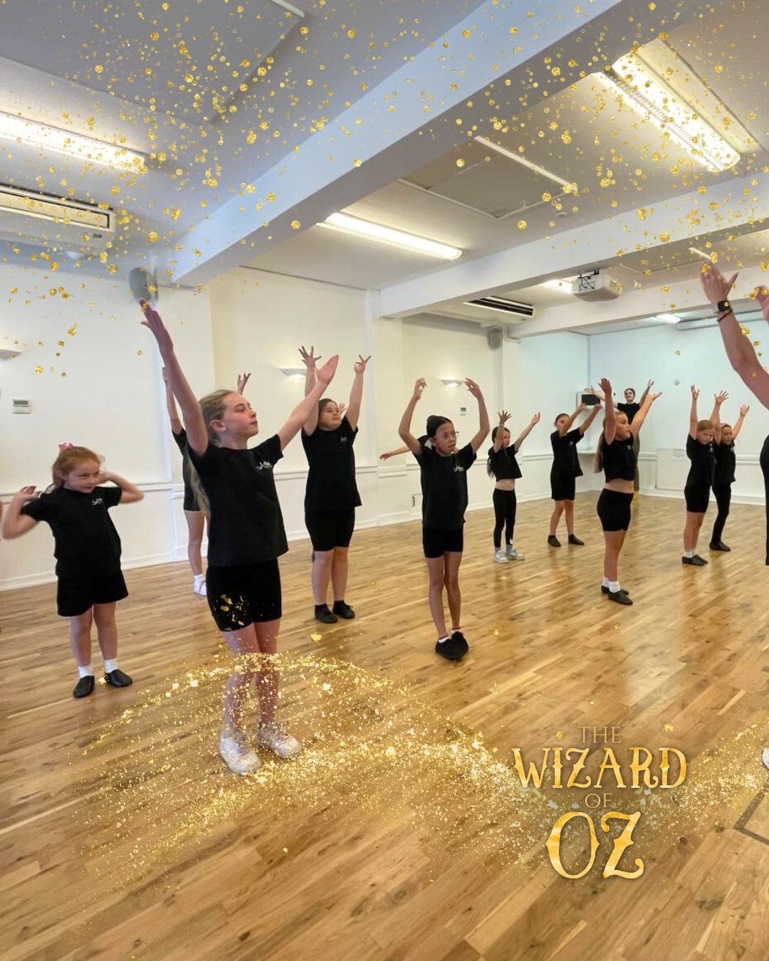 ✨ Sneak peek from our Wizard of Oz rehearsals! ✨
Our students are working incredibly hard, and we can’t wait to bring the magic to life at the Regent Centre, Christchurch on Sunday 2 November.
🎭 Have you got your tickets yet? You won’t want to miss this!
We can’t wait to see our Artisan family this Sunday for more rehearsals – it’s nearly showtime! 🌈💛
“We’re off to see the Wizard…”
