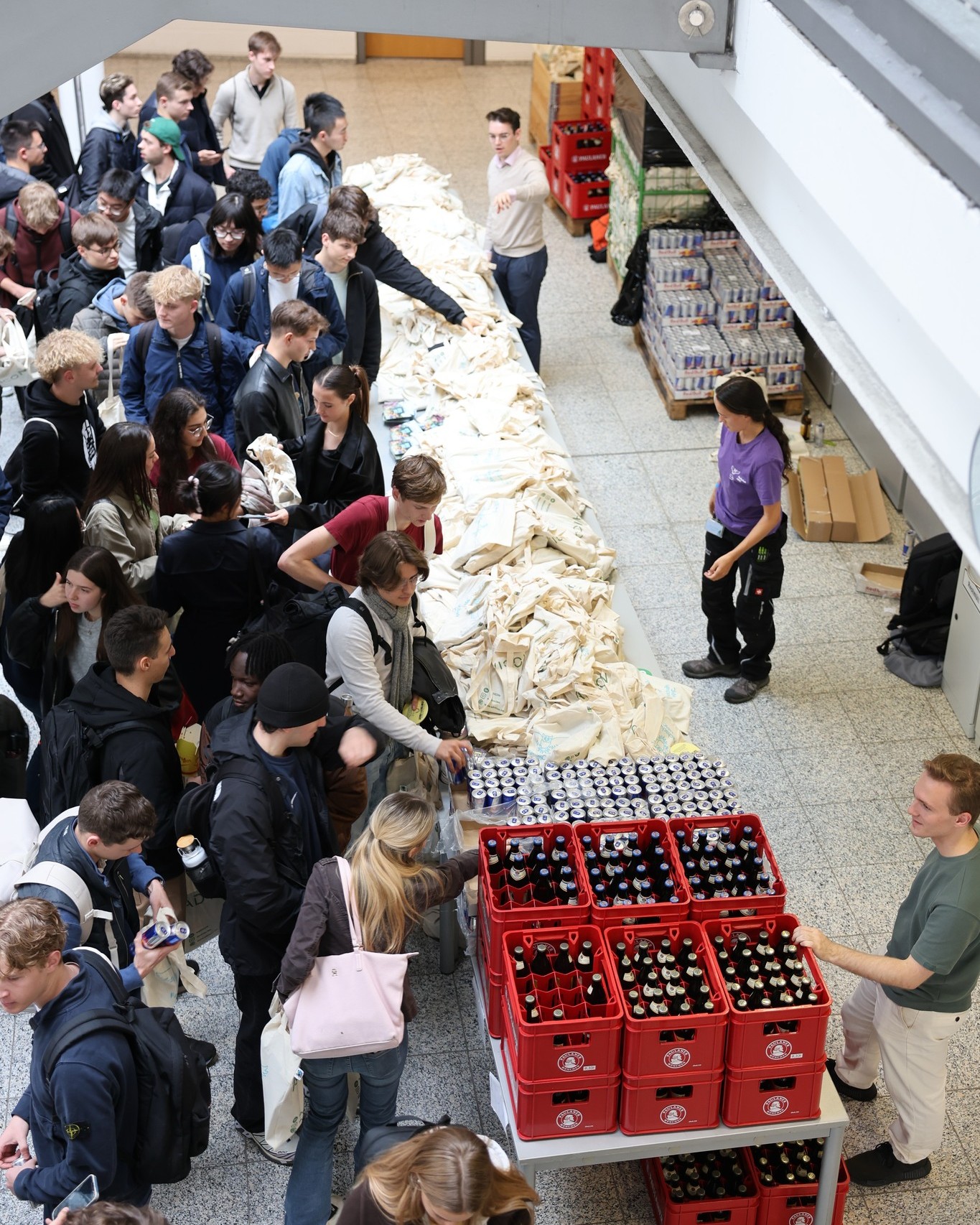 🌟 Hello future talents!
Wir haben die Introductory Study Days der Fachschaft MPIC an der TUM mit unseren tollen und vor allem nachhaltigen Stofftaschen unterstützt 🎒 und freuen uns über die langjährige Zusammenarbeit mit den Studierenden!
Bei ADVICON glauben wir an Teamwork, Entwicklung und Perspektiven – schön, dass wir ein Teil eures Studienstarts sein durften. 💙
#ADVICON #TUM #MPIC #SET2025 #TeamADVICON #Karriere #Sponsoring #NextGeneration #munchen