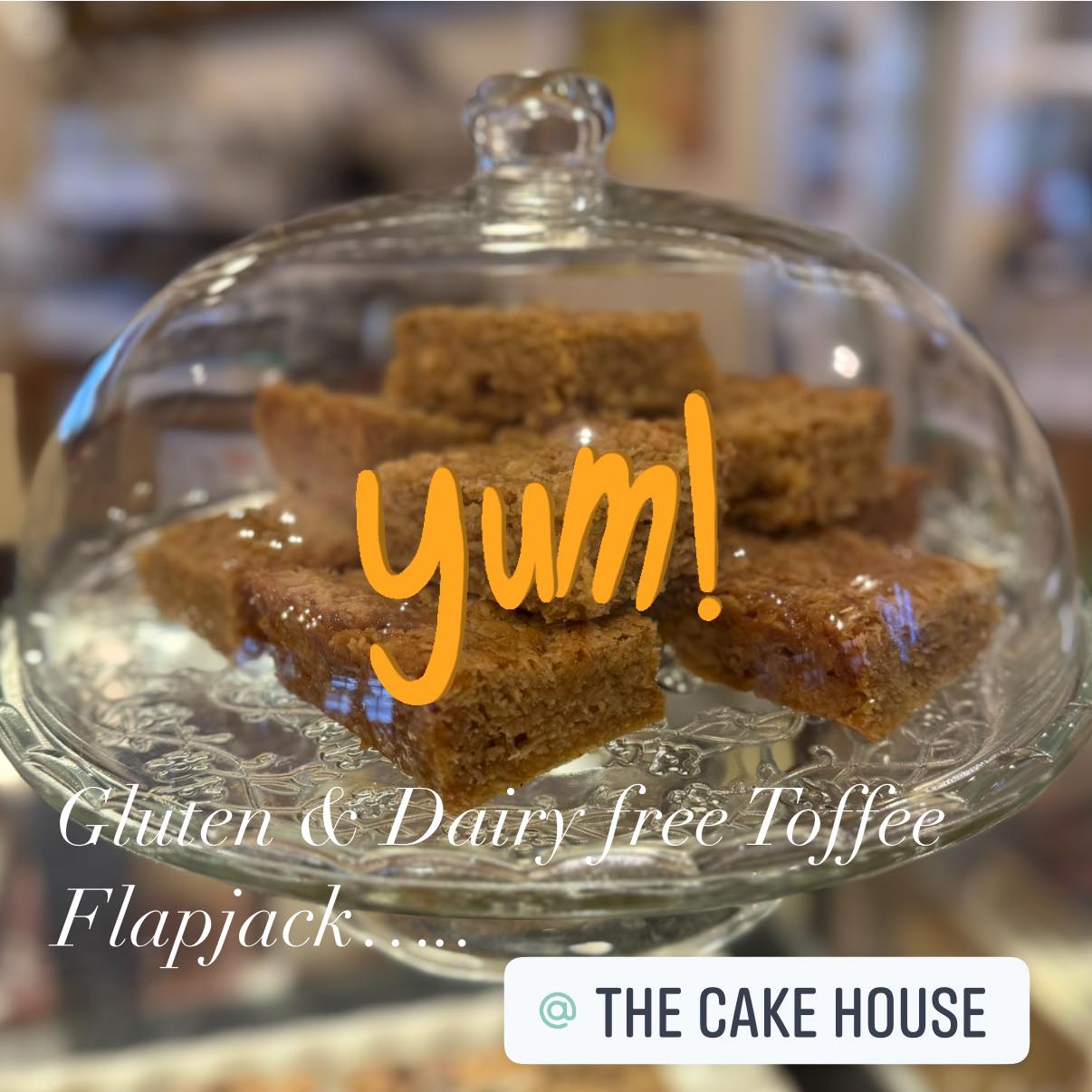 🌾✨ A little indulgence from us to you
This week’s gluten and dairy free bakes are extra special — a rich, buttery Toffee Flapjack and a sweet, nutty Bakewell Loaf, both lovingly baked by the talented Julie at the Cake House 🍯🍒
Perfect for a quiet moment by the fire or a catch-up with friends down at the farm barn ☕🎄
#HomeBaked #GlutenFreeGoodness #DairyFreeTreats #CosyAtTheBarn #cakestagram #coffeeshop #coffeeshopvibes #cake #christmas2025
