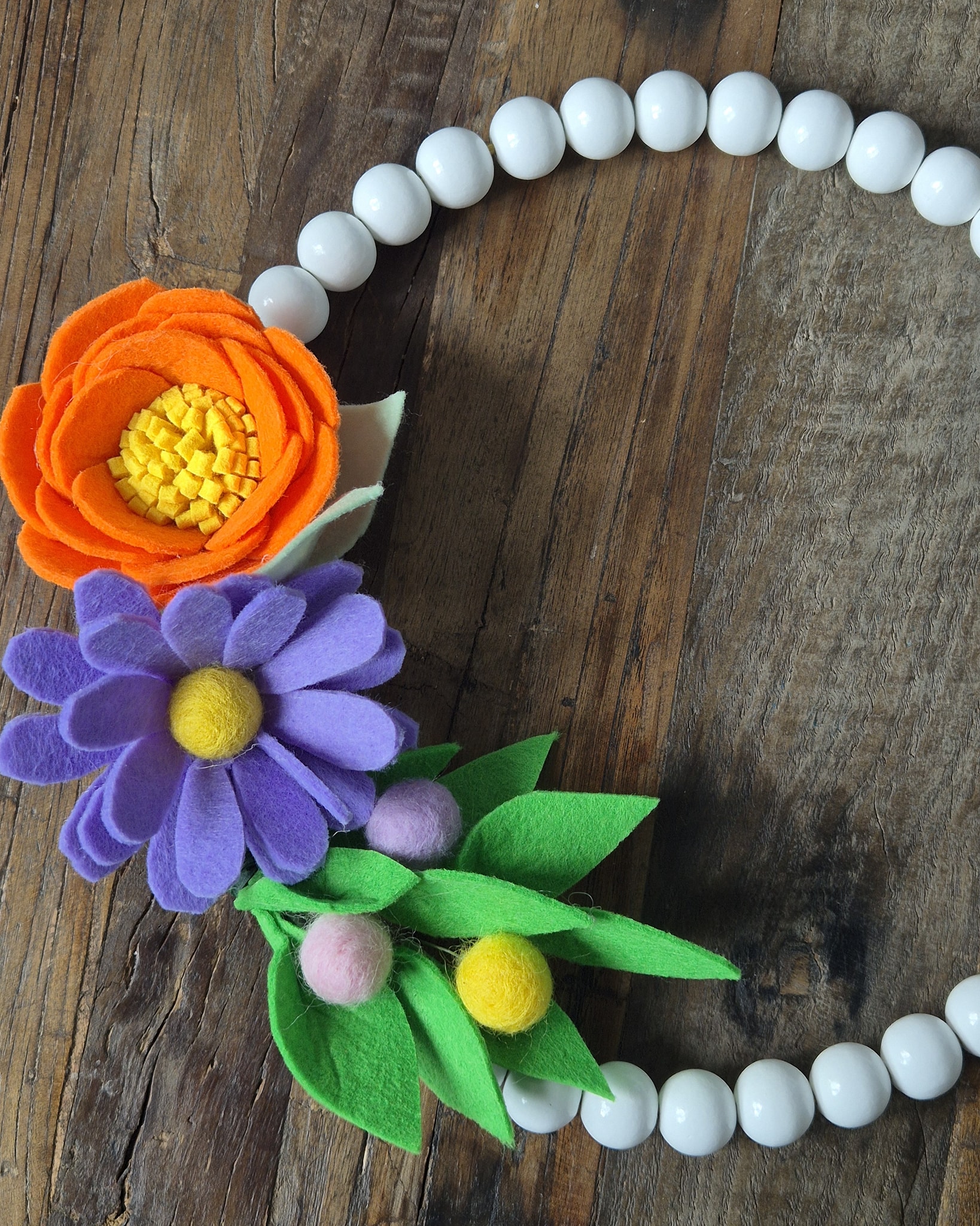 Working on this Wreath for the Hawke's BayBrothers Big Sisters fundraiser. Tickets 🎟 still available. Email for link to buy tickets $55 hello@jojobee.co.nz