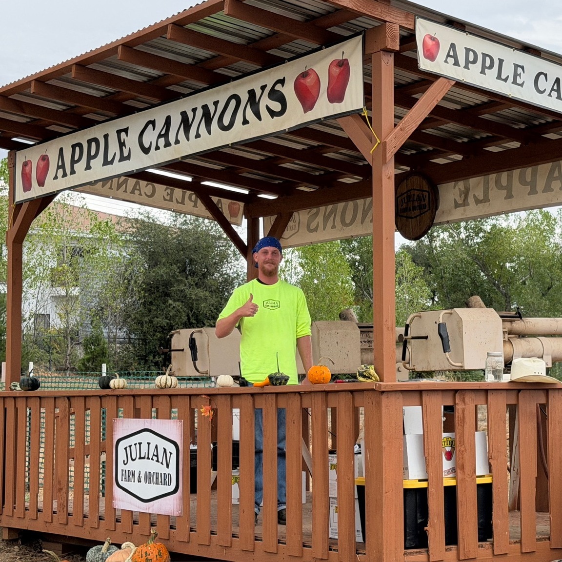 🚨 FINAL CALL FOR FALL! Extended Hours & End-of-Season Update! 🚨
We have decided to extend our hours to be OPEN:
✅ Saturday, November 1st
✅ Sunday, November 2nd
✅ Saturday, November 8th
✅ Sunday, November 9th
As the weather gets cooler here in the mountains, many of our annual plants begin to go dormant and die off. Please note that U-Pick options will be significantly limited during these final weekends.
We will be ❌ closed ❌ on Friday, October 31st, and Friday, November 7th.
Sunday, November 9th, will be the absolute last chance to visit Julian Farm and Orchard for the 2025 season!
Don't miss your final opportunity to stock up on Julian treats and make those last fall memories. We can't wait to see you for the grand finale!
