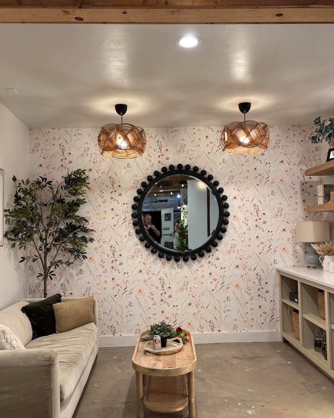 Congratulations Haylee and Spencer!!
Thanks for inviting us down to help celebrate the awesome day!!
Shout out to thirstdrinks for the awesome snacks too.
www.northernutahphotobooths.com
____________________________________
#photobooth #nupb #northernutahphotobooth #wedding #party #corporateevents #custombuilt #followme #love #happy #photooftheday #photoboothforrent #photoboothforsale #instagood #cool #fun #bestoftheday #work #dance #photoboothlife #360booth #videobooth
#sweet16