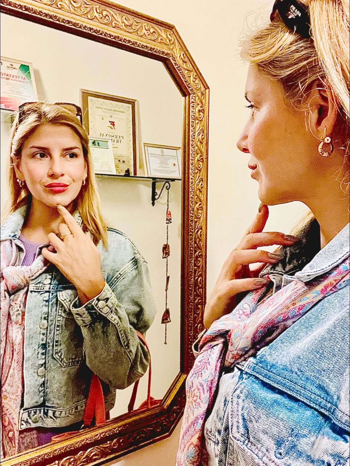 ✨Pensaci!
Ovunque, mescolate alle particelle d’aria che respiriamo, ci sono particelle di meraviglia e di possibile.
✨Riesci a catturarle?
#diwaliwishes #HappyDiwali #festivaloflights #makeitpossible #LightUpYourLife #magic