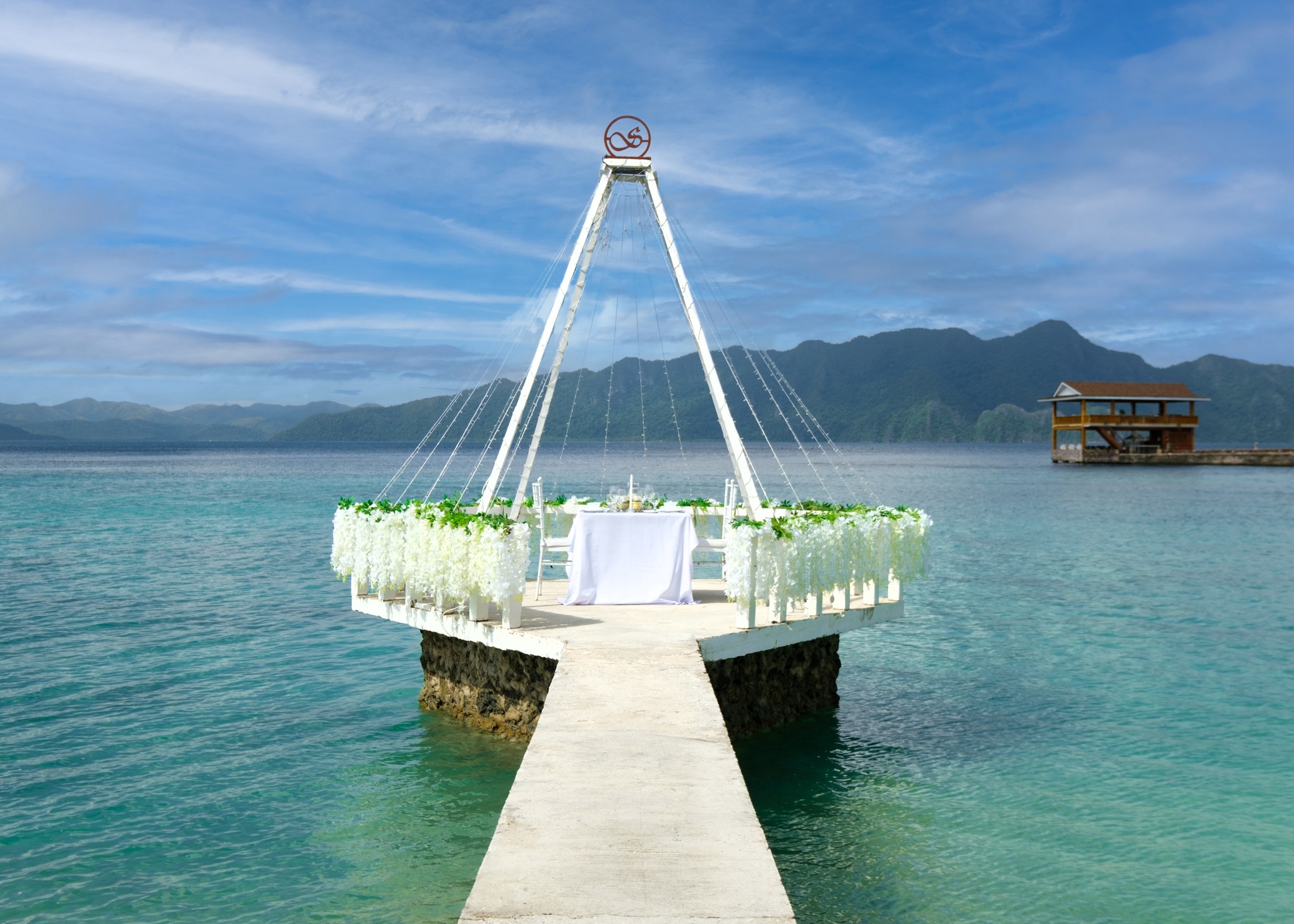 From the warmth of day to the glow of night, the ocean sets the mood just right. ✨
Make memories to last with a private dinner for two at The Wharf. Send us a message to inquire about our Private Dinner experience at SETIR.
sunlighthotelsandresorts.com/setir
#DoseOfSunlight #PrivateDinner #Travel #Philippines