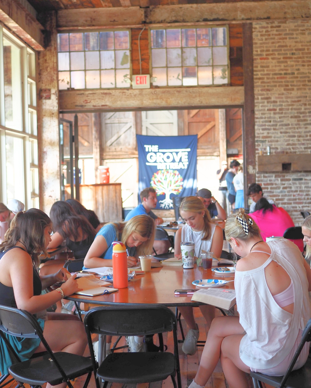 🎉 The Grove Retreat Recap 🎉
📍 Ole Miss - Oxford, MS
🙌 138 Freshmen
😊 72 Upperclassmen
🥳 2 Decisions to give their life to Christ
What a joy it has been to watch this retreat grow since 2021!
One CREW member shared, "I absolutely loved being on CREW and behind the scenes during The Grove Retreat. During prep I grew in my faith, began to pray more and created meaningful Christ-centered friendships. Being in an atmosphere where there is so much joy for the Lord while also a determination to further God’s plan is so encouraging. This retreat builds a sense of community that fosters vulnerability, authenticity, and deep connection with both God and others. I’m so thankful for the way that this experience challenged me to step out in faith, lean on others, and trust God’s plan and timing for everything."
#retreathighlight #olemiss