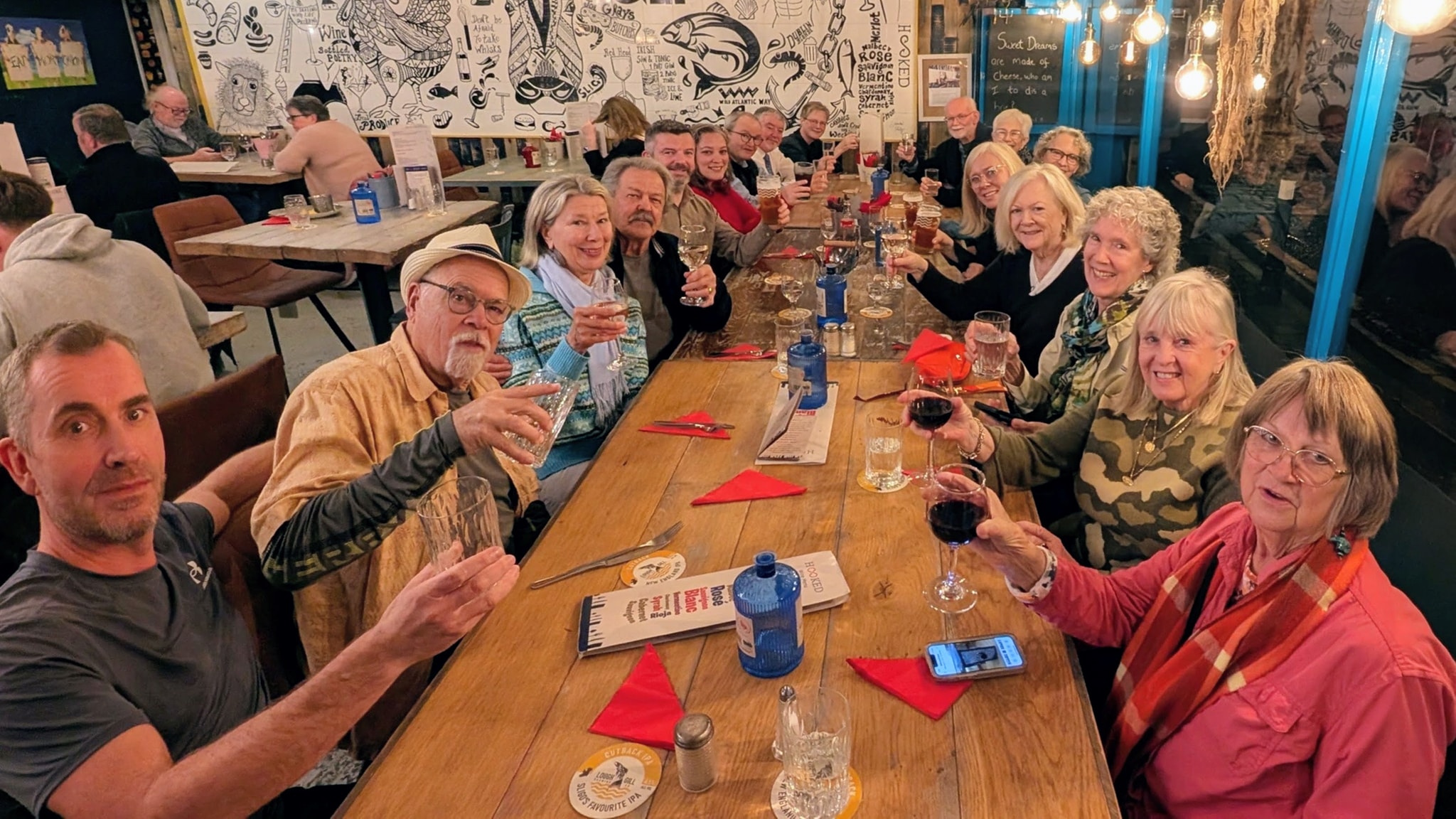 An army marches on its stomach ...
After a hard days touring around Sligo, we had a fantastic meal at @hookedsligo this evening.
@travelpast50 @sligohub @sligofoodtrail.ie
