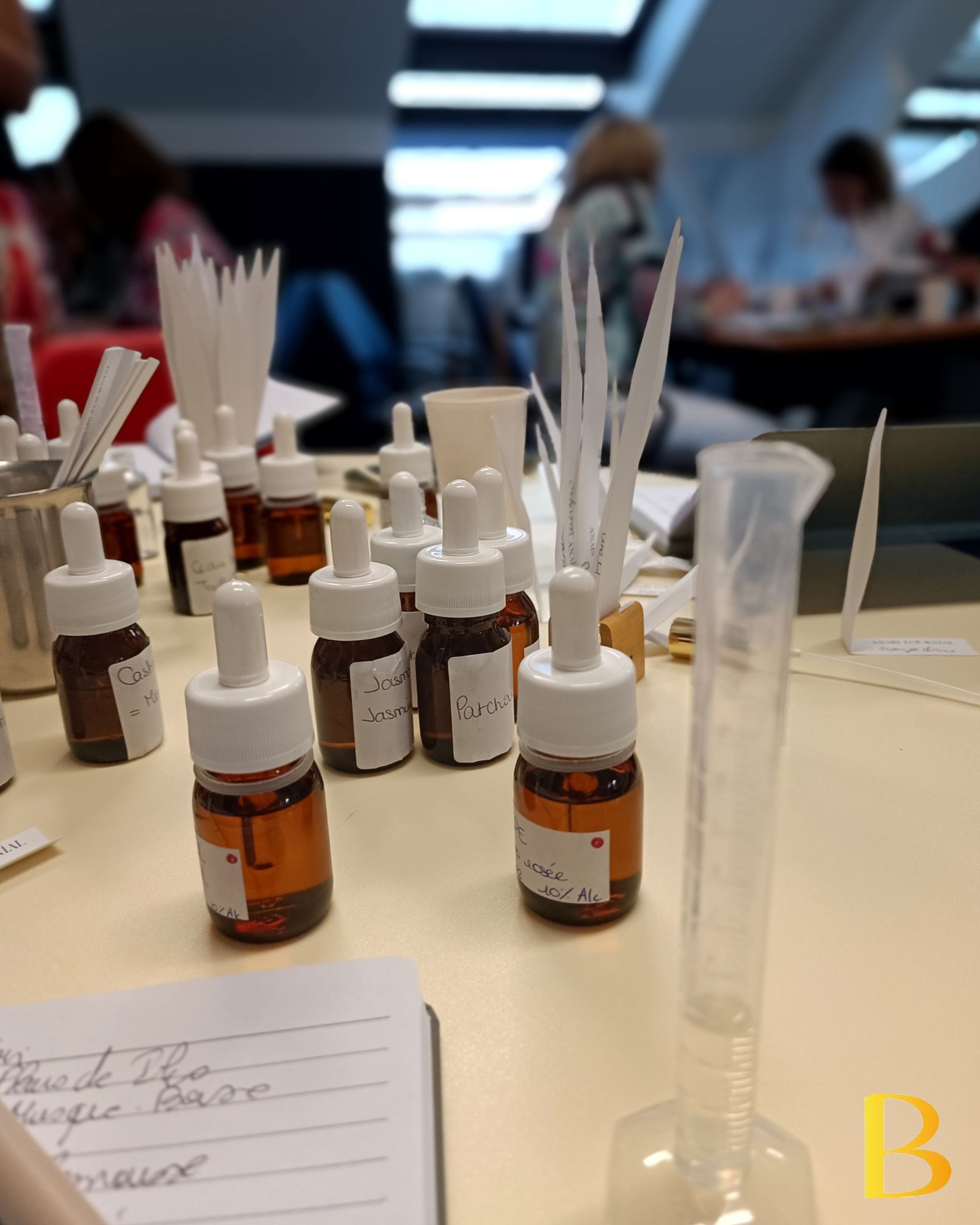 🌸 Votre parfum, votre histoire. Créez-le vous-même lors de notre atelier sensoriel unique. ✨
#animations #parfum #creation