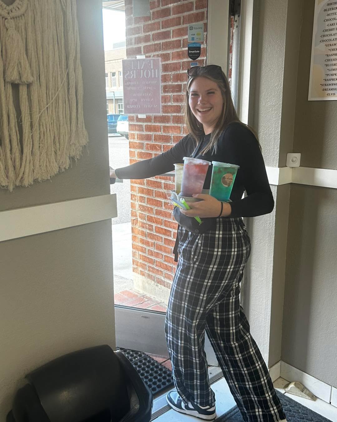 Another day - another bunch of happy high schoolers getting their tea fix!
Love seeing their smiling faces whenever they stop in.
Reminder - any high school students that come by with their School ID will get 20% off.