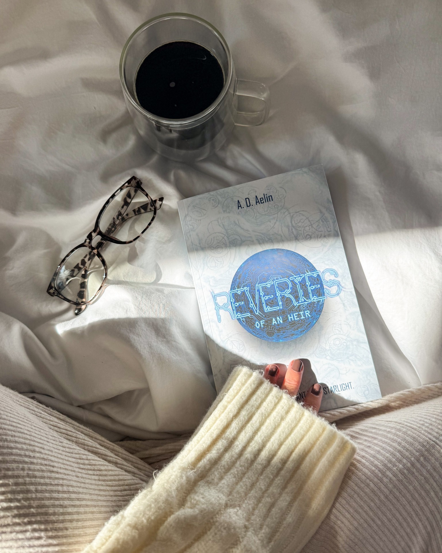 Big day ahead ✨
We’re so excited to join author A.D. Aelin tonight at @mtwyouth in Boston for the official launch of her debut sci-fi romance, Reveries of an Heir. 🚀
Our team has been behind the scenes building the momentum, from web design and social media management to PR, email marketing, and paid ads. We can’t wait to see it all come to life tonight.
Marketing for #BlueSevenClient | @adaelin
#bluesevenstudio #bss #marketing #events #booklaunch #bostonevents