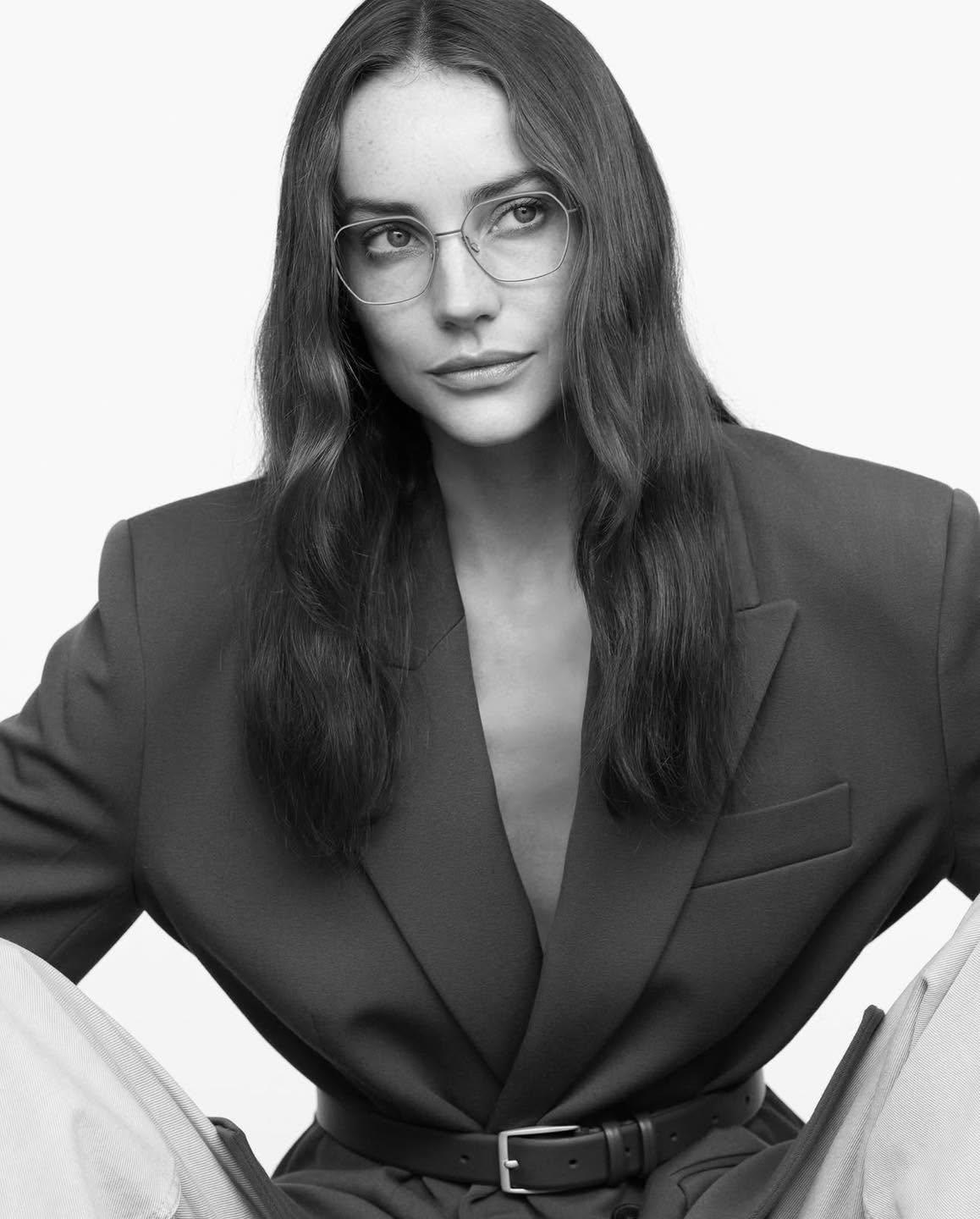 Vanessa wears thintanium. Crafted in Denmark #VisionaryByDesign #LINDBERG #LINDBERGeyewear
Pic via @lindberg
.
.
.
#striptitanium #otticabardellimilano #danishdesign #otticomilano #titaniumeyeglasse #occhialivista #occhialilindberg #zeissstore #milano #eyeweartrends #occhialidavistadonna #otticamilano #occhialidonna #lindbergeyewear #eyewearfashion #occhialititanio #occhialimoda #occhialimilano #titanium #zeissvisioncenter #occhialidimoda #otticabardelli #occhialidavista #Lindberg
