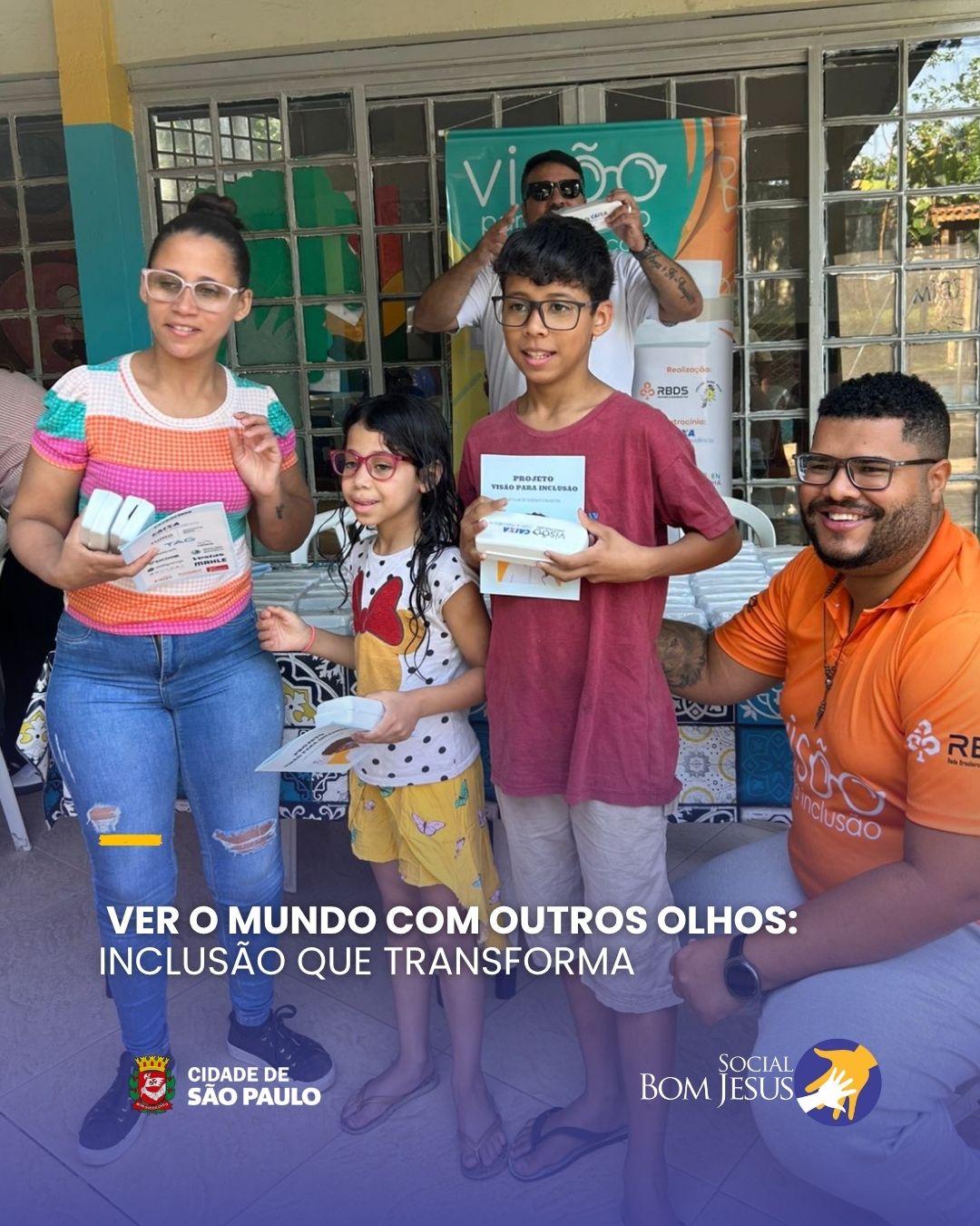 O projeto Visão para Inclusão (@visaoparainclusao ) passou pelo CCINTER Paraisópolis e deixou um rastro de cuidado e transformação.
Com exames de vista gratuitos e a entrega de óculos para os atendidos, a ação garantiu mais do que saúde ocular, promoveu autonomia, dignidade e acesso ao aprendizado.
Ver bem é também enxergar oportunidades, e aqui no Social Bom Jesus, seguimos firmes no compromisso de cuidar de cada detalhe que faz a diferença na vida das pessoas.
💛 Porque inclusão se faz com gestos que ampliam horizontes — literalmente.
#VisãoParaInclusão #CCINTERParaisópolis #SocialBomJesus #DireitoDeVer #SaúdeComAfeto #InclusãoQueTransforma #AssistênciaComPropósito