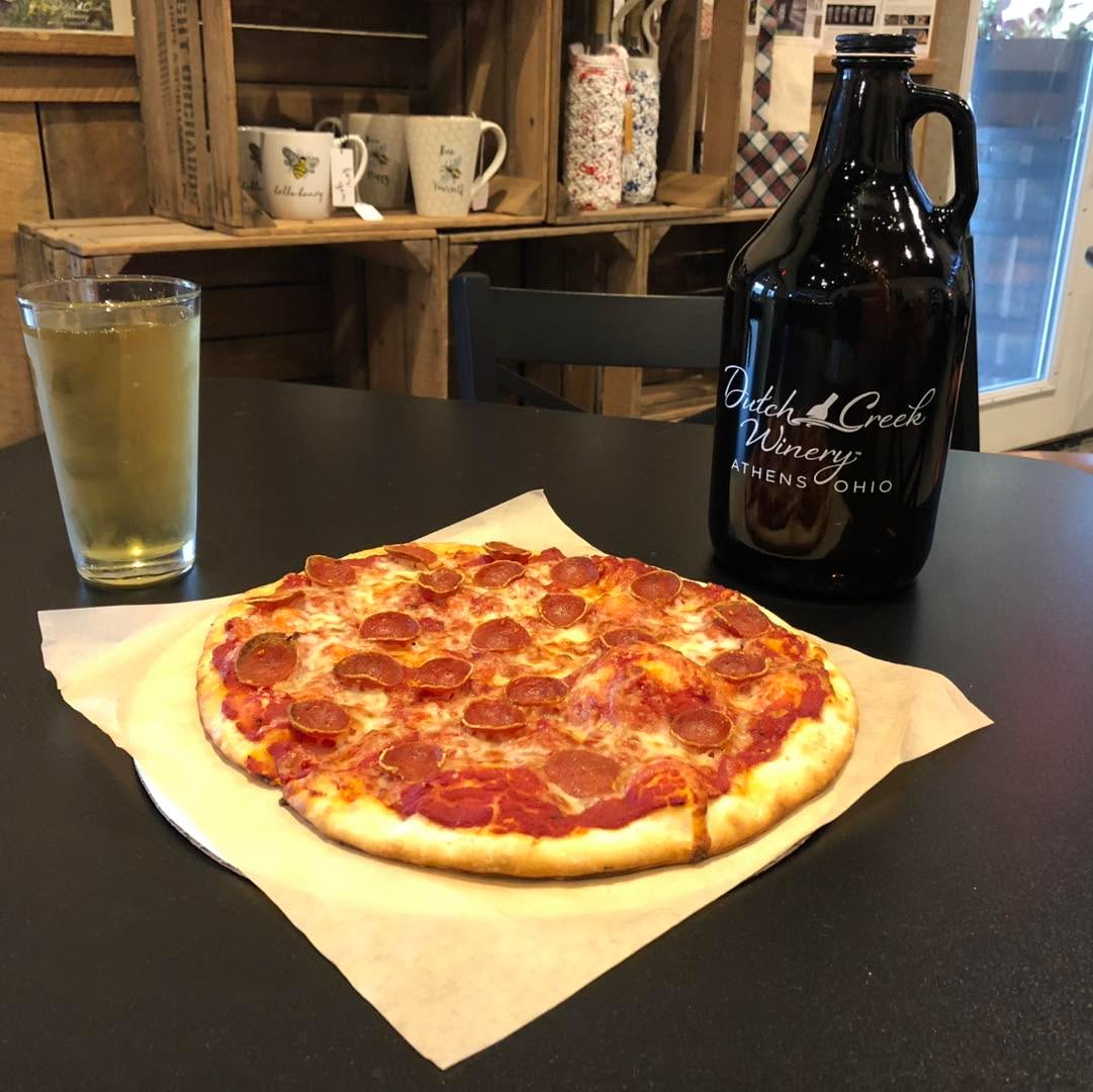 Pizza, beer, and Ohio University’s Dads Weekend! OU Oh Yeah! Need we say more? There is always something delicious brewing at DCW!
Stop by @dutchcreekwinery and enjoy local fruit and honey wines, hard ciders, nonalcoholic honey soda, hot out of the oven pizzas, and Bavarian style pretzels. THC honey sodas as well!
We are open Thursday and Friday 5-9pm, Saturday noon-8 pm, Sunday noon-6pm.
#dutchcreekwinery #athensohio #bobcatcountry
#ohiocider #oumovein #ouohyeah #614drinks #OhioFindItHere #amesvilleohio #ohiowineries #mead #cbusfoodscene #columbus #ohiouniversity #columbusfoodie #athensohio #hardcider #honeywine #columbuseats #fruitwine #athenscountyohio #visitathensohio #ohiowine #eatdrinkohio #ohiofoodie #Hockinghills #pizzaandbeer #614now #DCW #visitathenscountyohio