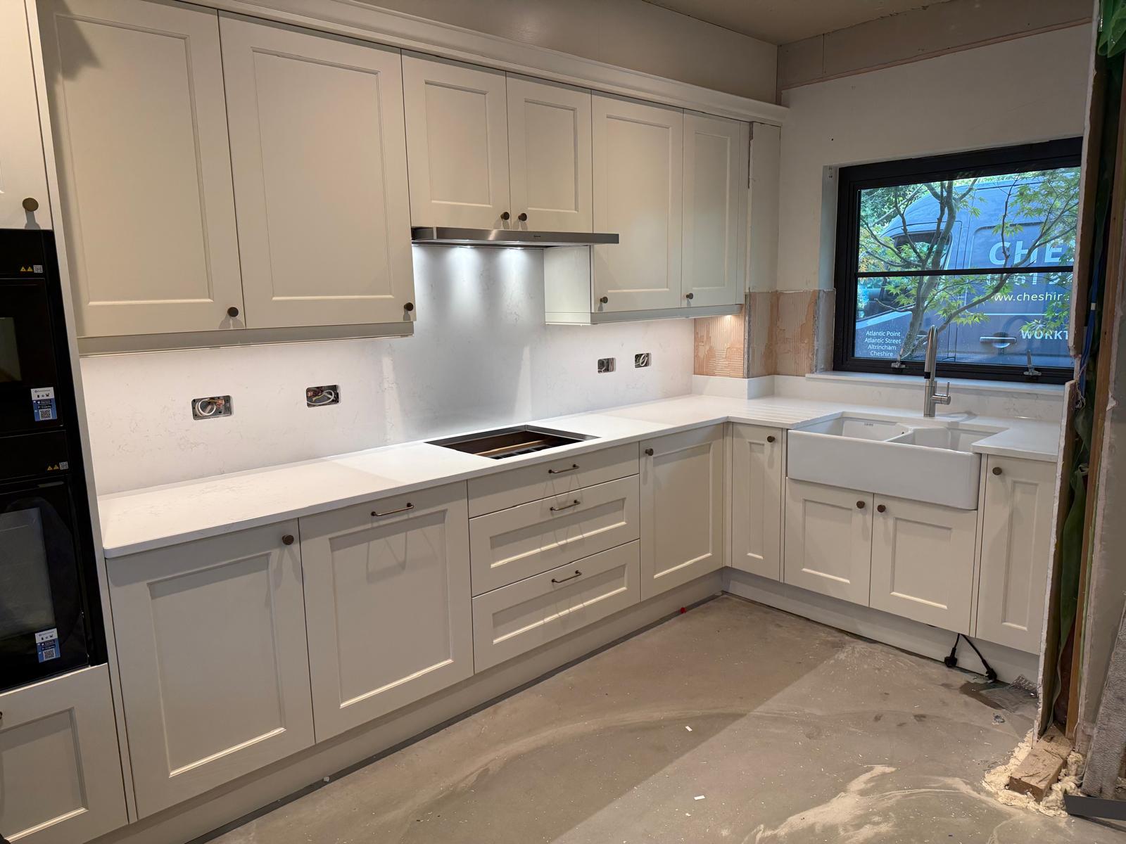 Cloud quartz worktops with splashbacks fitted in Islington #Worktops #worktopscheshire #quartzworktop #kitchenworktops #kitchenideas #homeimprovement