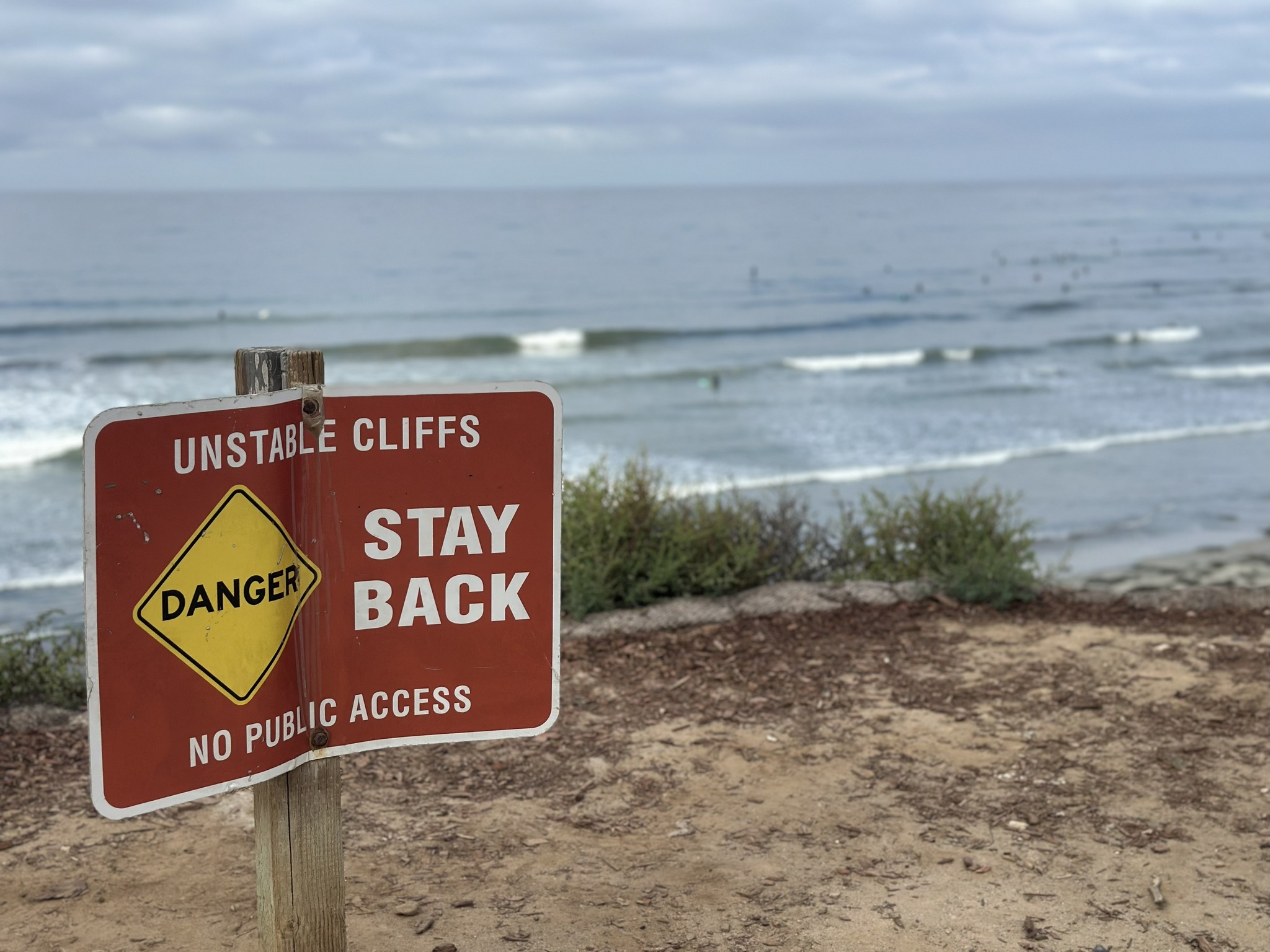 Some serious stress stole my joy. But science — and a sorely-needed solo trip — helped me find my spark again. Read my article on medium. Link in bio. #solotravel #mentalhealth #stress #financialstruggle #findingjoy #MidlifeReset