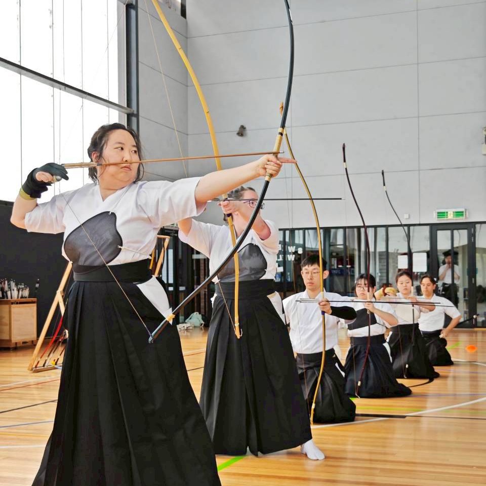Next week, three OKM members will be representing Australia at the 2nd Asia Oceania Kyudo Gathering in Kuala Lumpur Malaysia: Calista Wu, Rachel Fisher, and Harrison Lam
Wishing good luck to all at the Gathering!
Thankyou @ccharlenej for the pics! :)
#kyudo #kyudoaustralia #弓道