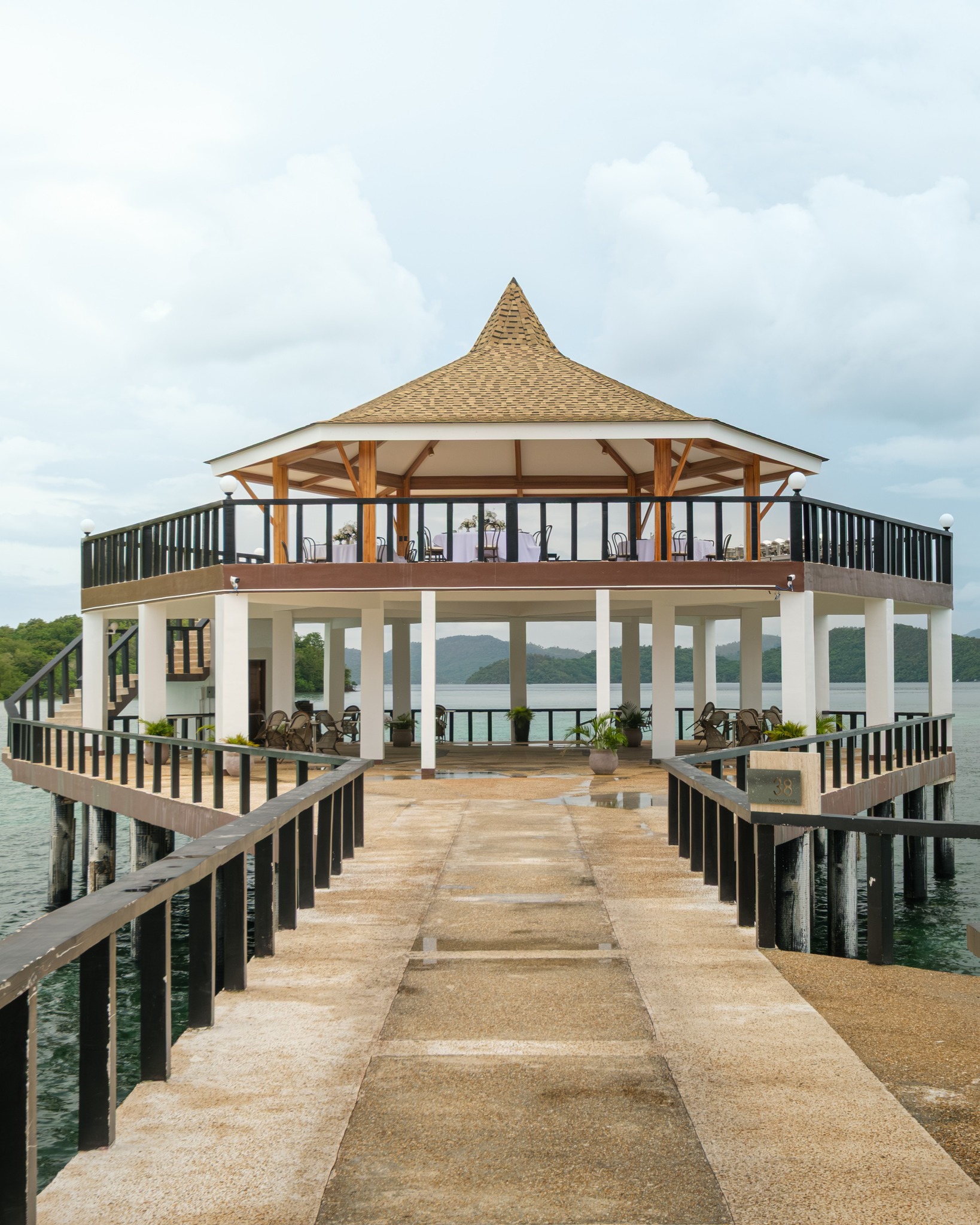 Celebrate milestones, connections, and intimate moments in a place that feels truly special. The Salepan Pavilion offers an elegant space for weddings, corporate events, and gatherings of every kind — all surrounded by the breathtaking views of SETIR. ✨
For event inquiries, contact us at sales@sunlighthotelsandresorts.com, +63 917 538 1717, +63 2 8242 6638 local 2301.
#DoseOfSunlight #WeddingsAtSETIR #MeetAtSunlight #Palawan