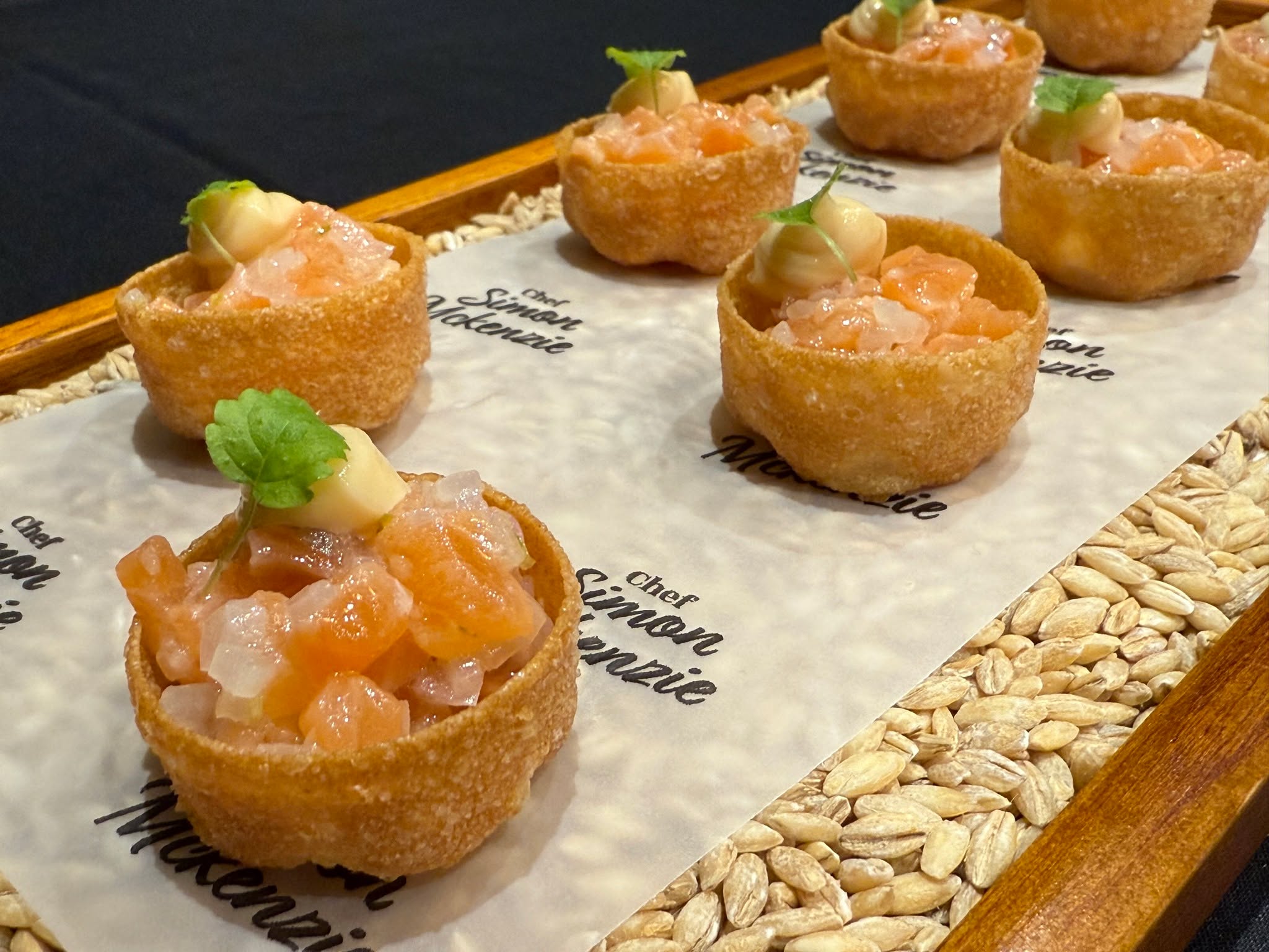 A new canapé arrived this week....
Salmon and shallot tartar tartlet, mizo mayo and coriander
Again fantastic feedback from guests. It punches a real punch of umami and a zingy freshness from the tartar finished with yuzu dressing.
#reading #glutenfree #passion #dinner #wedding #privatechef #luxury #finedining #caterer #party #buffet #local #bespoke #gardenparties #oxfordshire
