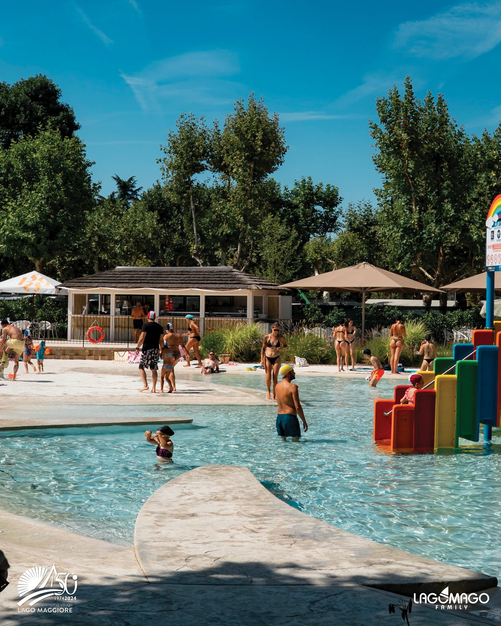 Una vacanza non è solo una pausa: è un album di ricordi che si costruisce passo dopo passo. 📖
Tuffi nel lago, risate in famiglia, passeggiate tra gli alberi, una pizza in compagnia… sono i piccoli momenti che rendono grande il tempo trascorso insieme.
Al Camping Village Lago Maggiore sappiamo quanto siano preziosi questi attimi: per questo ogni dettaglio è pensato per farti vivere esperienze autentiche, rilassanti e piene di emozione.
Anticipa la tua prenotazione e preparati a vivere la prossima avventura con chi ami, nel cuore del Lago Maggiore. 🌿✨
🇬🇧
A vacation isn't just a break: it's a memory album-built step by step. 📖
Dips in the lake, family laughter, walks among the trees, a pizza with friends... these are the little things that make time spent together so special.
At Camping Village Lago Maggiore, we know how precious these moments are: that's why every detail is designed to ensure you authentic, relaxing, and emotional experiences.
Book early and get ready to experience your next adventure with the ones you love, in the heart of Lake Maggiore. 🌿✨
🏕 @lagomag
🌈 @lagomagofamily
🌳 @camping_eden
🏖 @italialido
#CampingVillageLagoMaggiore #CampingLagoMaggiore #LagoMago #lagomagofamily #campinglagomaggiore #campeggiolagomaggiore #italiancamping #lakecamping #italianvacation #lakemaggiore #camping #lagomaggiore #travel #italianholiday #italianvacation #relax #piedmont #piemonte #laghiitaliani #italianlake #italianfood #ristorante