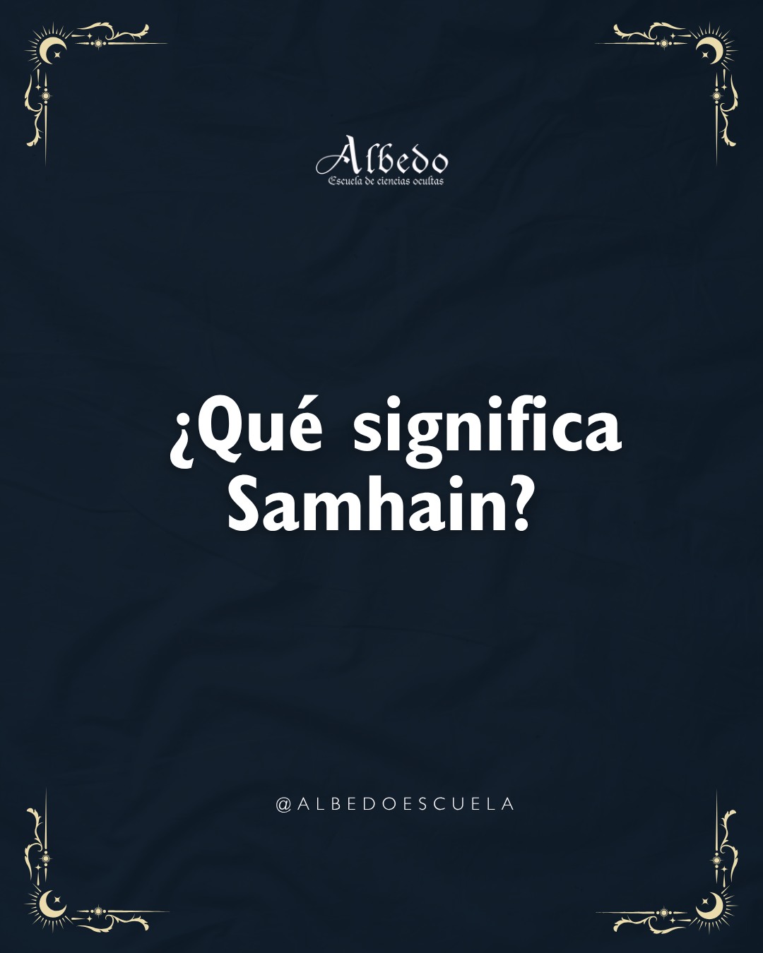 Octubre cierra un ciclo y con él llega Samhain, el momento del año donde la energía empieza a ir hacia adentro.
No se trata de miedo ni de oscuridad, sino de hacer espacio: soltar lo que ya no va contigo y quedarte solo con lo esencial.
Este portal nos invita a honrar lo que termina, agradecer lo vivido y confiar en lo que está por venir.
🌑 Puedes hacer algo simple: encender una vela, escribir lo que necesitas dejar ir y permitir que el fuego lo transforme.
Samhain es ese recordatorio de que cerrar ciclos también es una forma de renacer.
🍁Lo nuevo llega cuando hay espacio para recibirlo.
#Samhain #EnergíaDeOtoño #CierreDeCiclos #MagiaAncestral #AlbedoEscuela #RitualDeSamhain #Transformación #BrujasModernas