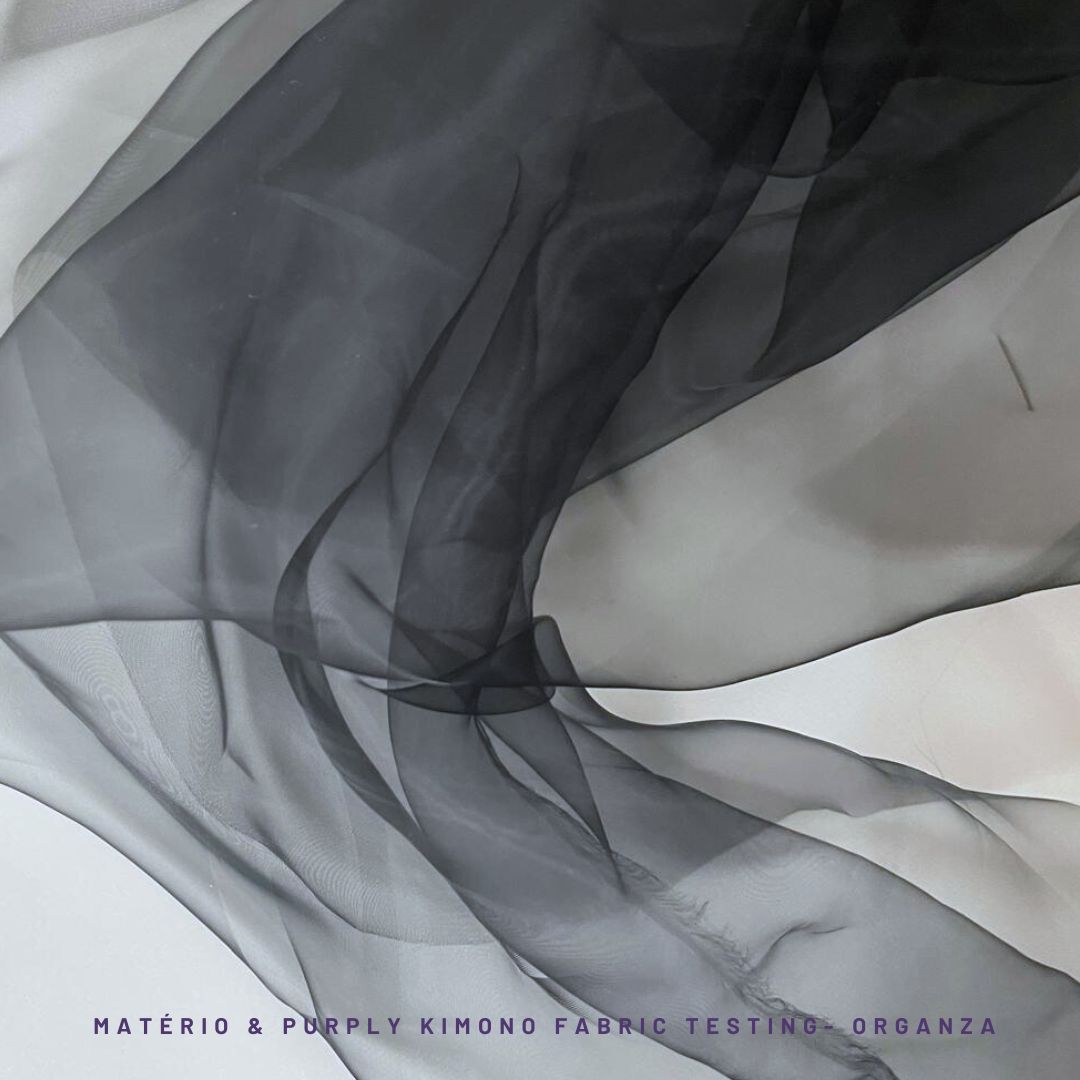 TROJE ŠATY NECHALA SI ŠÍTI? Víte, z jaké české pohádky to je?
Ano, kdo tipl princeznu se zlatou hvězdou, má bod! ✨Tak přesně taková je tato látka – luxusní, jako šaty na večer. Ale obstála při šití a v praxi? 🤔
Chcete vědět výsledky? Sledujte náš web: https://www.purplykimono.com/hub
– už brzy tam bude video s testem! 🎥
---
I HAVE A WISH OF THREE LUXURIOUS DRESSES? Do you know which Czech fairy tale this is from?Yes! If you guessed the Princess with the Golden Star, you get a point! ✨
This is exactly how this fabric feels – luxurious, like an evening sky. But how did it perform during sewing and in practice? 🤔
Want to see the results? Check our website: https://www.purplykimono.com/hub
– a video with the test results will be there soon! 🎥