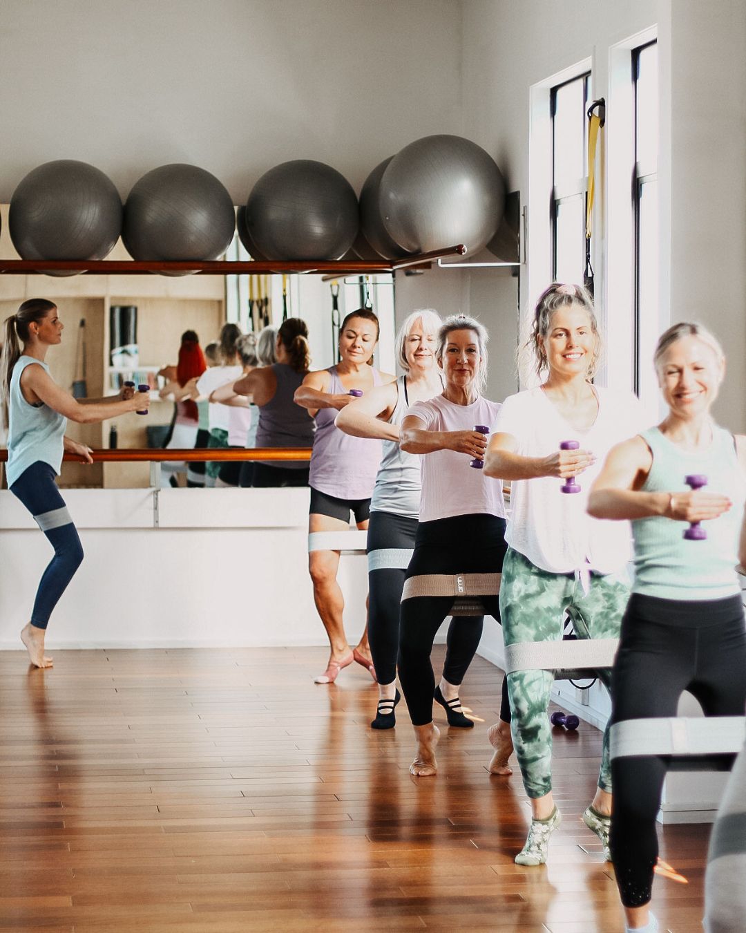 Happy hump day ✨
Have you been along to a Barre class recently? We reckon it's the perfect way to lift your energy during the mid-week, reconnect with your body, and uplift yourself with some cardio & mindful movement.
Book your spot today!
.
.
.
.
..
.
.
#StudioThreeGreyLynn #StudioThree #Movement #Boutique #Pilates #PilatesReformer #ReformerPilatesAuckland #PilatesAuckland #Barre #PilatesStudio