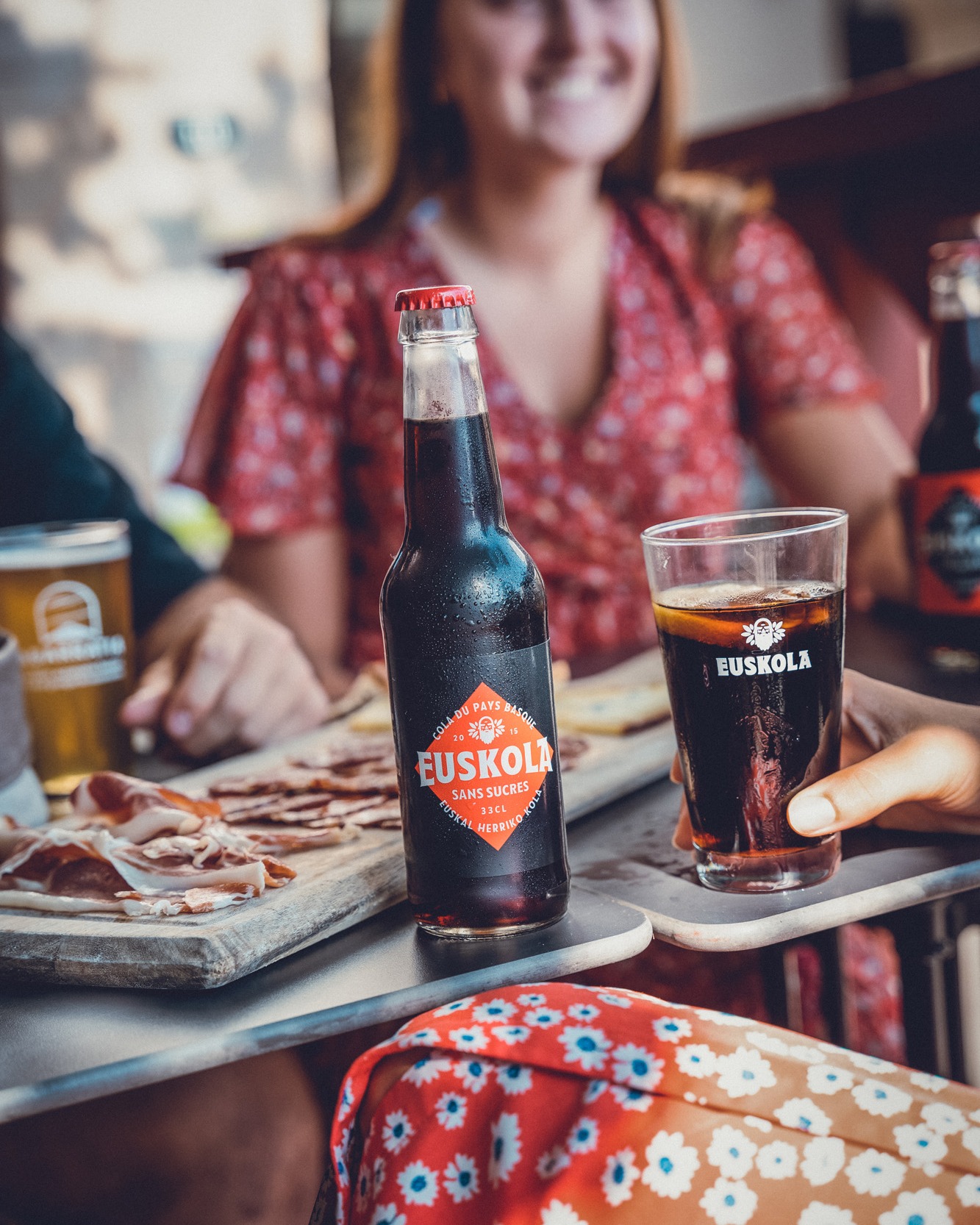 Pétillant, rafraîchissant,… SANS SUCRE
Le plaisir Euskola, léger et naturel 😋
~
Pindartsua, freskagarria, AZUKRERIK GABEKOA
Euskolaren plazera, arina eta naturala😋