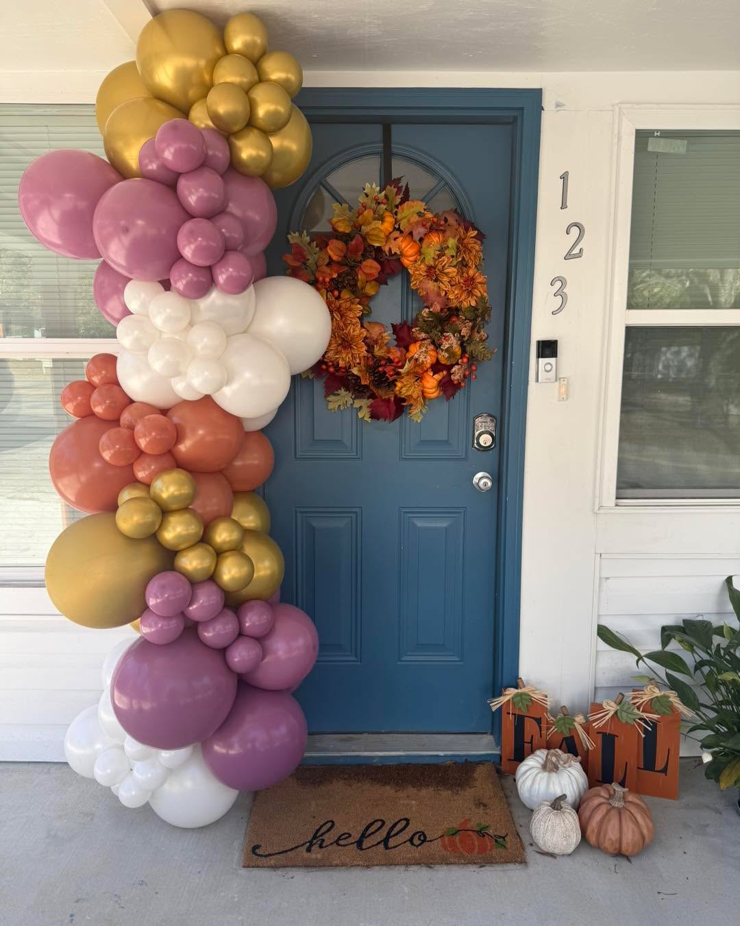 Welcome home! š We love these fall colors for this house warming!
#newhomeowner #balloonsforahousewarming #welcomehome