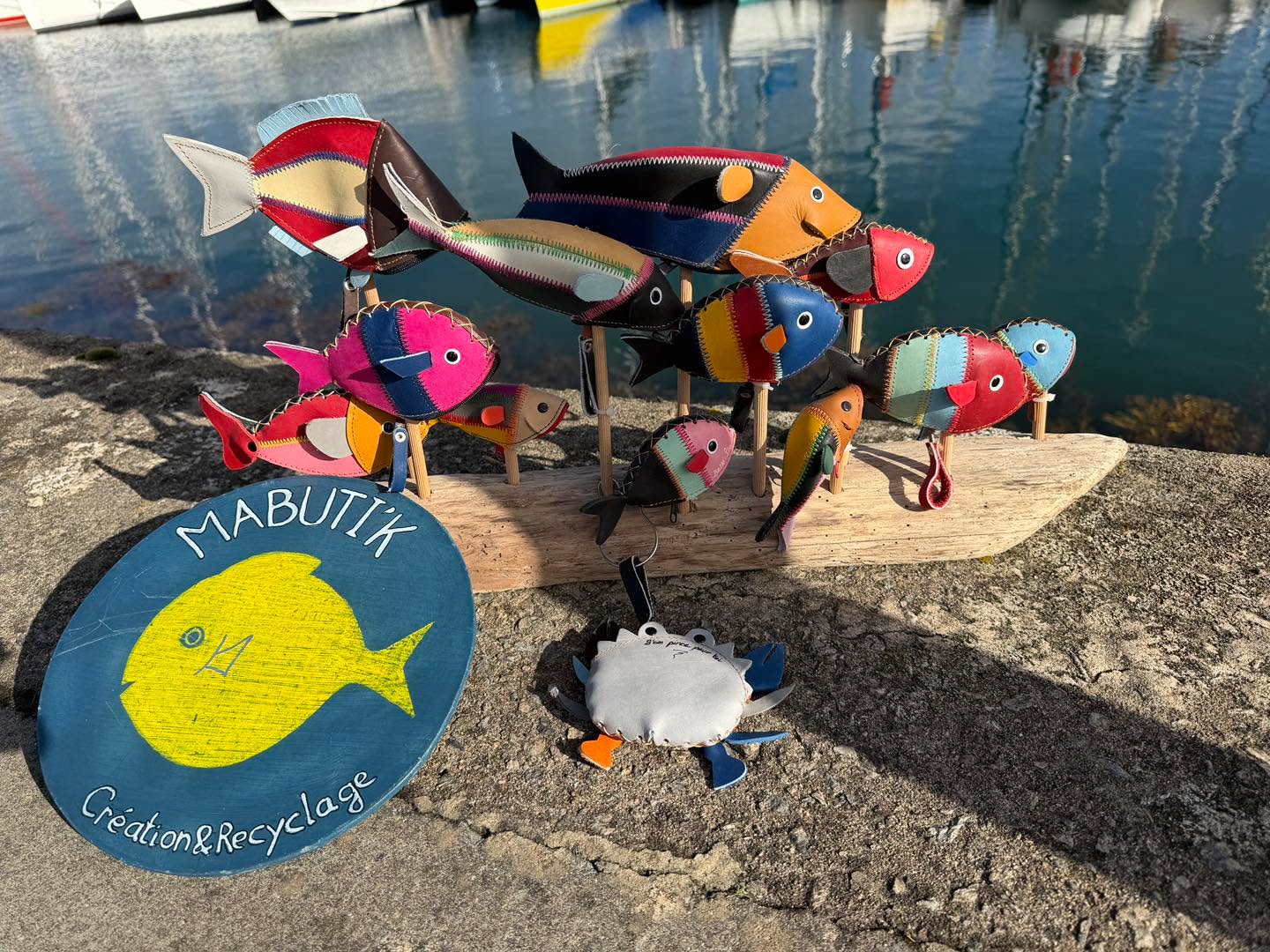 Retrouvez-nous au salon nautique Le Mille Sabords - Arzon
#recyclage #poisson #boisflotté #mabutik #morbihan #morbihantourisme #chutesdecuir #lemillesabords