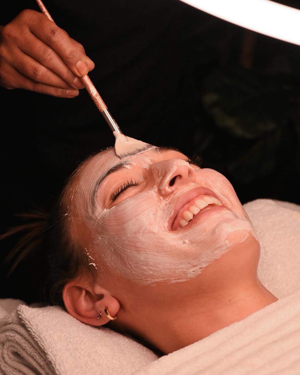 That feeling when you’re having a facial ☁️ 😍
Book your facial - 061 548 2924 🌿 WhatsApp us!
#haircare #thevinespa #spoil #thevinesalon #thevinepmb #salonday #laserhairremoval #skincare #thevineaestheticandlaserspa #youdeserveaspoil #spaday #spoilyourself