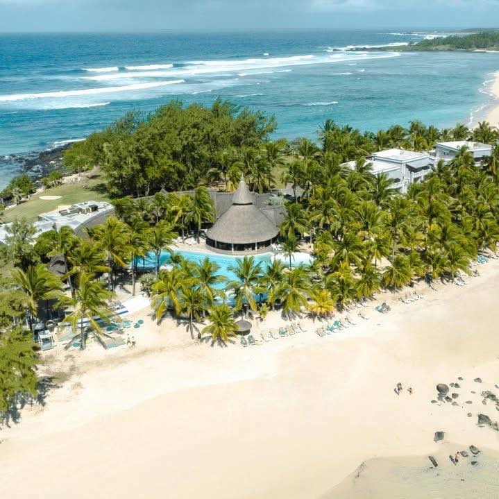 Are you a family with kids under 12?
Looking for your summer 2026 holiday…..stop scrolling as this is an incredible offer for Mauritius.
I’ve stayed here, I’ve had clients stay here….we all love it!!
London & regional airports available, all under £10k per family 😎
Shandrani Beachcomber Resort & Spa - the perfect choice for families — offers spacious accommodation, three stunning beaches, and endless activities for all ages.
Enjoy all-inclusive dining, a brilliant kids club, and tranquil lagoons ideal for swimming and relaxing together.
🏝️14 nights at the Shandrani Beachcomber Resort & Spa in a Deluxe Room
✈️Return economy flights
🚘Private transfers in Mauritius - it’s just 15 minutes from the airport
🍽️ All inclusive
Departs: 1 August 2026
Book by: 7 November 2025
Family price from £9042 per family
Get in touch to book or for more details
☎️ or WhatsApp 01282 854143
#personaltravelagent
#travelcounsellors