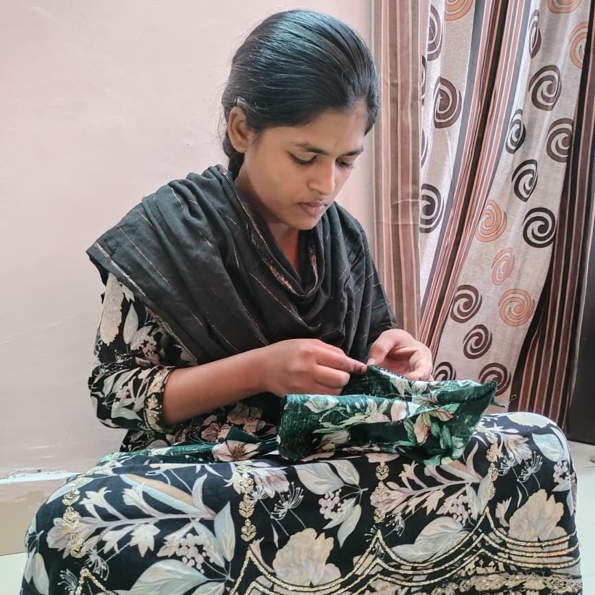A day of learning stitching — growing with every stitch, learning consistently, and becoming more skilled each day.
.
.
.
.
#JanPragati #BhaminiSilaiSchool #SkillBuilding #LearningJourney #GirlsWithDreams #Nonprofit #Ngolucknow #communitydevelopment