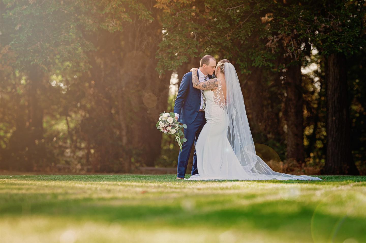 ✨ The moment when time stood still ✨
Two hearts, one promise — surrounded by light, love, and the quiet knowing that this is forever. 🤍
Every detail, every breath, every glance — pure magic.
#WeddingDay #ForeverStartsHere #LethbridgePhotographer #SouthernAlbertaWeddings #YQLPhotographer #MeganKelseyPhotography #WeddingPhotography #BrideAndGroom #GoldenHourLove #EmotionalMoments #truelovecaptured