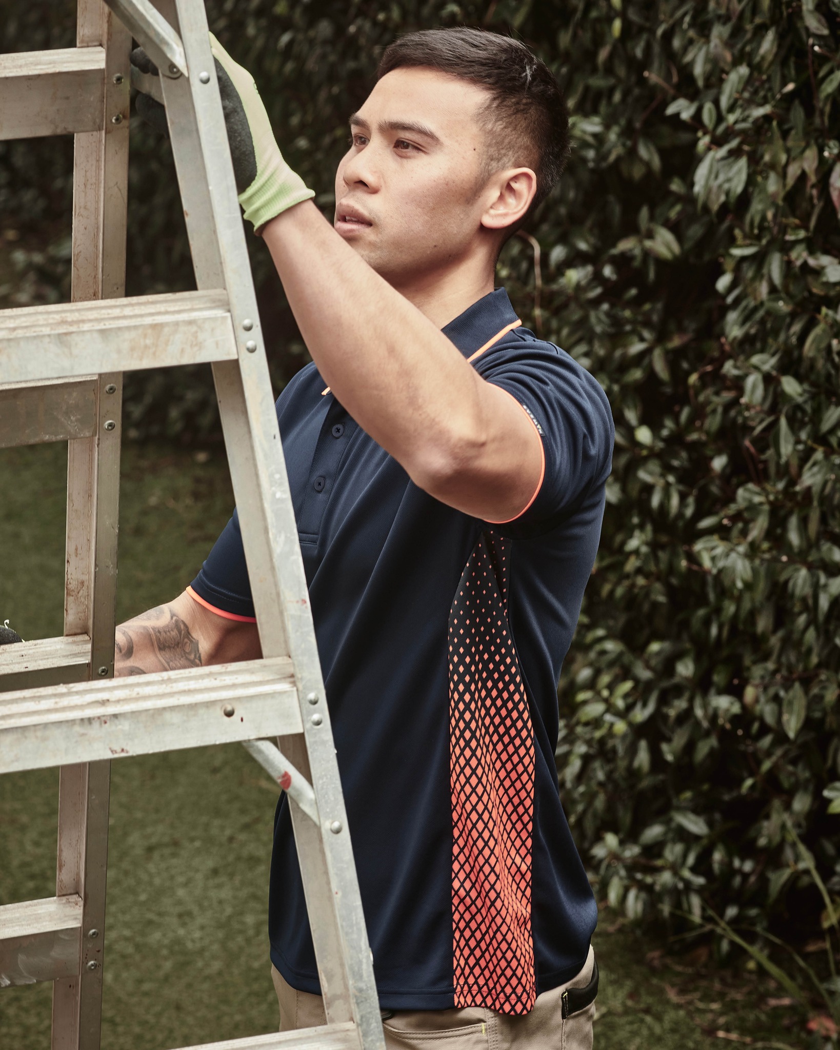 Mens Spark Short Sleeve Polo has officially landed and it’s a beauty.
Lightweight 100 percent polyester at 145 GSM and built for all-day comfort.
Antibacterial for up to 50 washes, moisture-wicking, and designed with mesh side panels that keep you cool when the heat kicks in.
Sublimated side panels mean no scratchy prints, plus printed back neck labels for that extra comfort factor.
Available in 5 great colour options.
Ready to gear up? Pressed for Time has you sorted.
#PressedForTime #WorkwearAustralia #BizCollection #UniformStyle #TeamwearAU #CorporateWear #TradieStyle #WorkUniforms #NewArrival #ComfortFirst