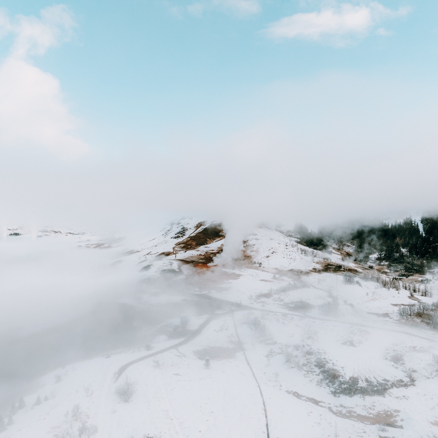 Winter in Hveragerði is a magical experience filled with cozy charm and natural beauty. Surrounded by snowy mountains and soothing geothermal hot springs, this picturesque Icelandic town is the perfect base for exploring the Golden Circle, waterfalls, and glaciers. Enjoy peaceful walks through steaming landscapes, relax in warm outdoor baths, and watch the northern lights dance across the winter sky. Staying in Hveragerði during the snowy months offers the ultimate Iceland winter getaway — tranquil, scenic, and unforgettable.
Photos by the very talented: @_mishamartin
#Hveragerdi #VisitIceland #IcelandWinter #GoldenCircle #NorthernLights #IcelandTravel #GeothermalHotSprings #WinterWonderland #TravelIceland #ExploreIceland