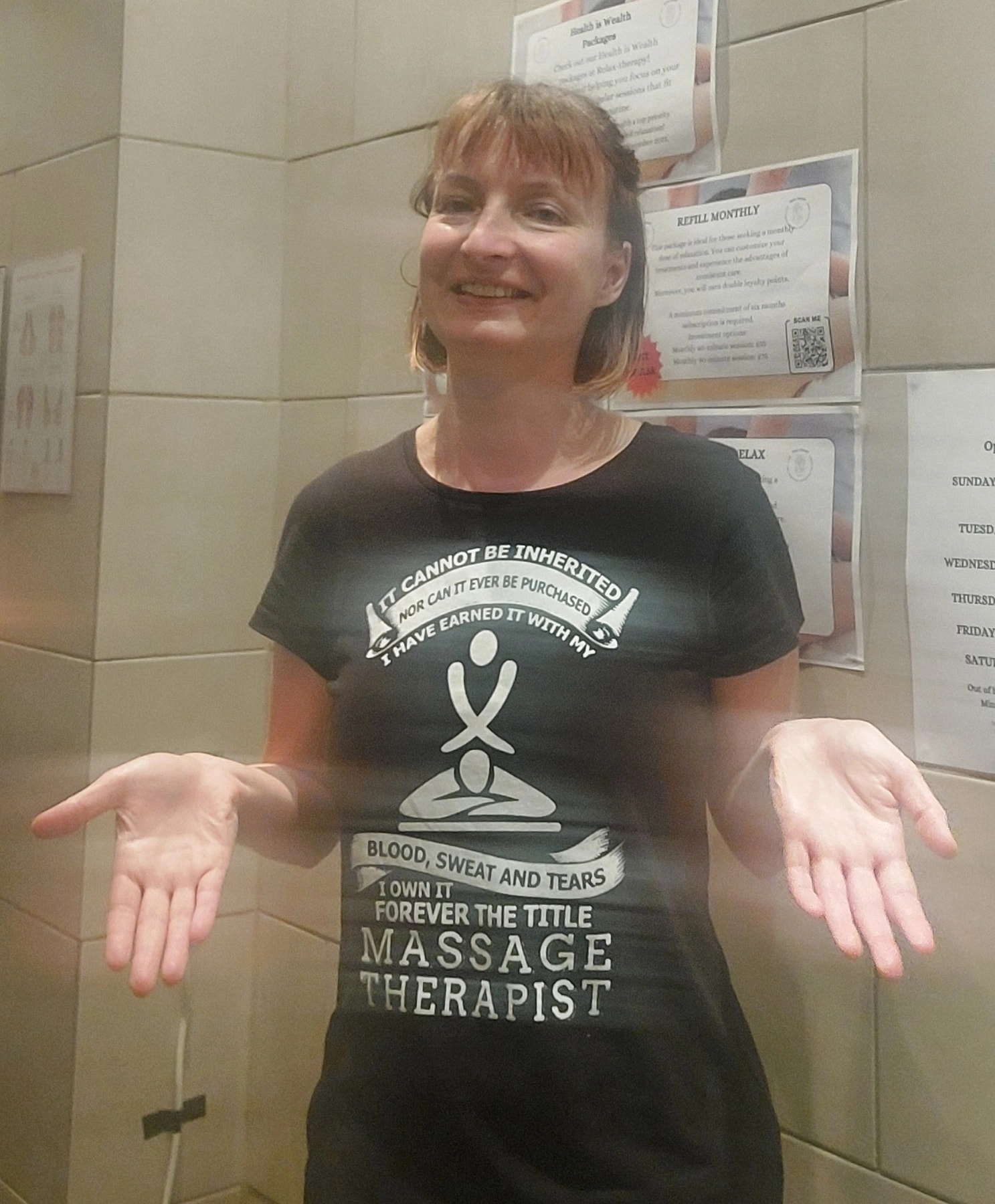 I am back to the treatment room and ready for Christmas treatments.
Come and treat yourself or a loved one with a well-deserved end of the year unwind.
Book online or call/text on 075 518 14 122