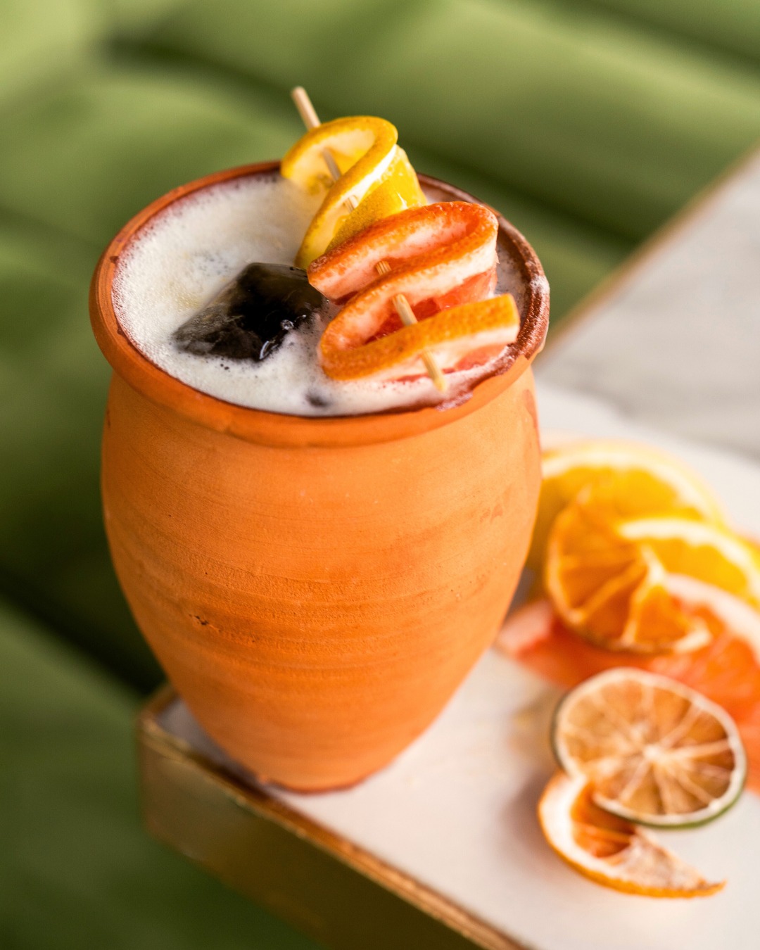 Artesanal, fresco y con carácter mexicano.
Tu trago ideal te espera en Arango.
#RestaurantesCDMX #PlanEnLaCiudad #ArangoCDMX #AltaCocinaMexicana #RooftopCDMX