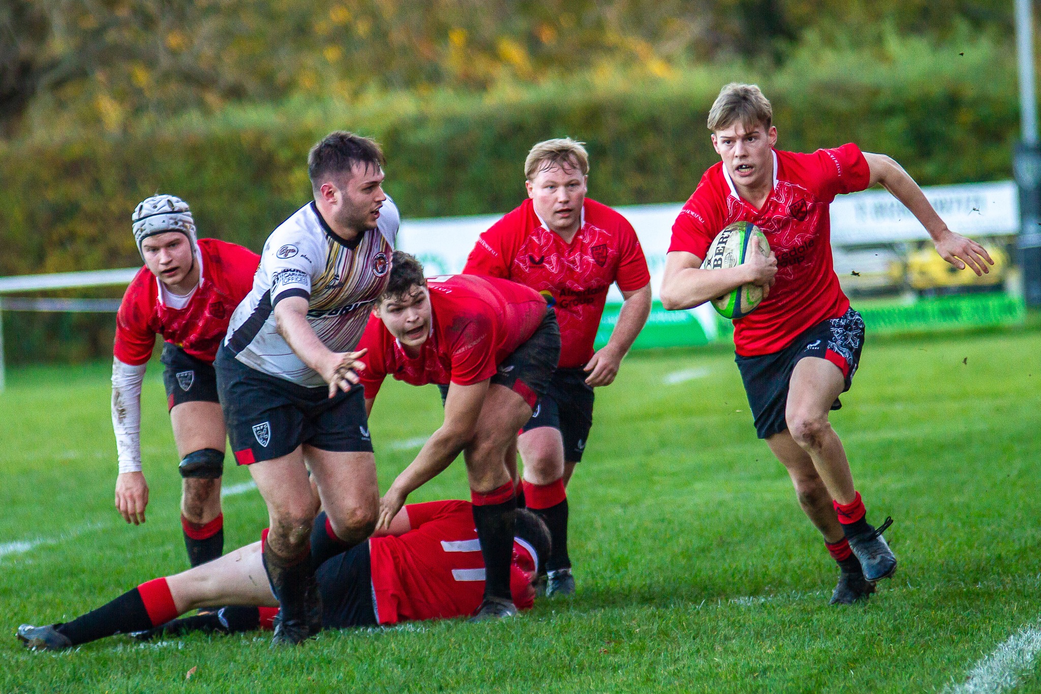 A few great shots from the Ilkley 2nd XV vs Sheffield Tigers 2nd XV game at the weekend from Peter and Cecile Clark at Ruggerpix
#uptheilk #irfc #ilkley #100percentilk #COYD #rugby #ilkleyrugbyclub