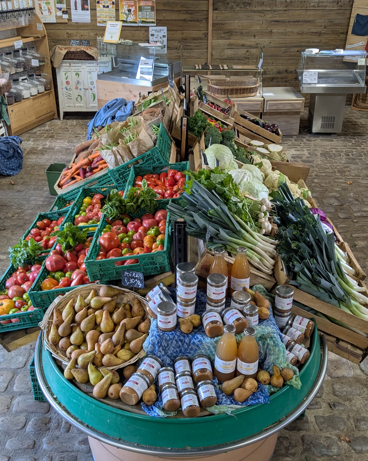 Le magasin Paysan sera OUVERT ce mardi 11 Novembre, comme d'habitude de 16h Ă 19h âșïž
đČ đ„Ł Nous vous proposerons une dĂ©gustation de veloutĂ© de panais, un lĂ©gume dĂ©licieux et souvent mĂ©connu. đ„
A trĂšs bientĂŽt đ