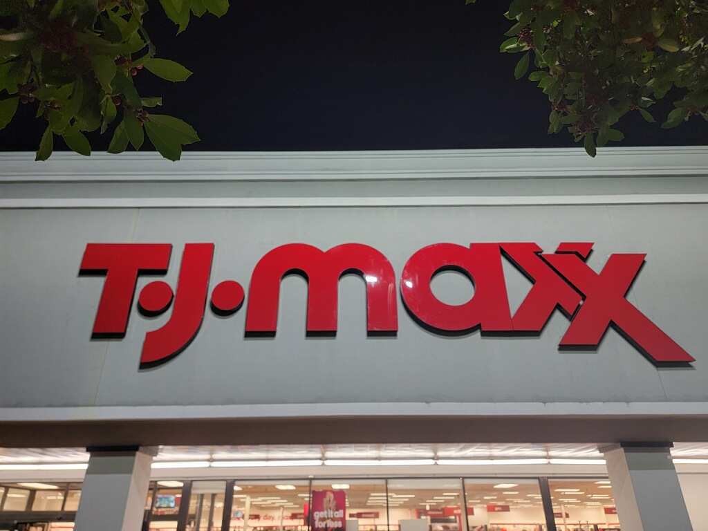 TJ Maxx
417 B MARY ESTHER BLVD
FORT WALTON BEACH FL 32548
Thanks to our awesome team for knocking out another
Install ( wall sign ( 1 ) set of letters & Inside, out )
If you would like a custom sign, please give us a call or text or email
and our awesome team can definitely take care of you
( text ) or ( call ) 850.398.1712
TEAM850signs@gmail.com
#850signs #signage #customsigns #businesssigns #signdesign #branding #outdoorsigns #interiorsigns #exteriorsignage #signageexperts #professionalsigns #signinstallation #signcompany #businessbranding #clearsigns #trustedsigns #customsignage #signsolutions #qualitysign #LEDChannelLetters #SignInstallation
#SignService #TJMaxx #FortWaltonBeach