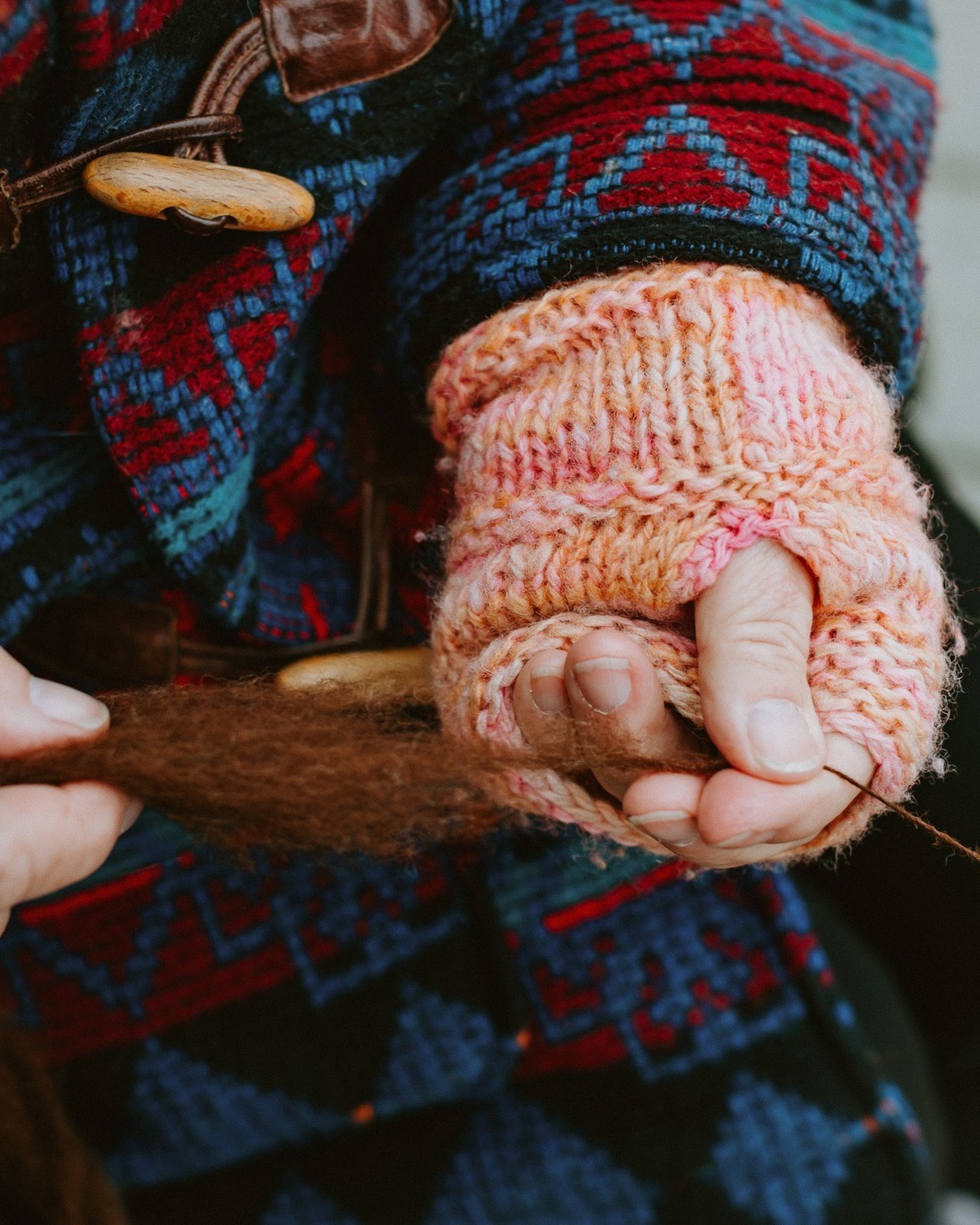 👐✨ It’s all about handmade!
There’s something so special about holding something made by hand. You can feel the time, care and creativity in every detail.
This weekend at the Queenstown Market, you’ll find so many talented makers who pour their hearts into their work, from art and jewellery to prints and ceramics. Come along, meet the makers, hear their stories and find something beautiful to take home. ✨