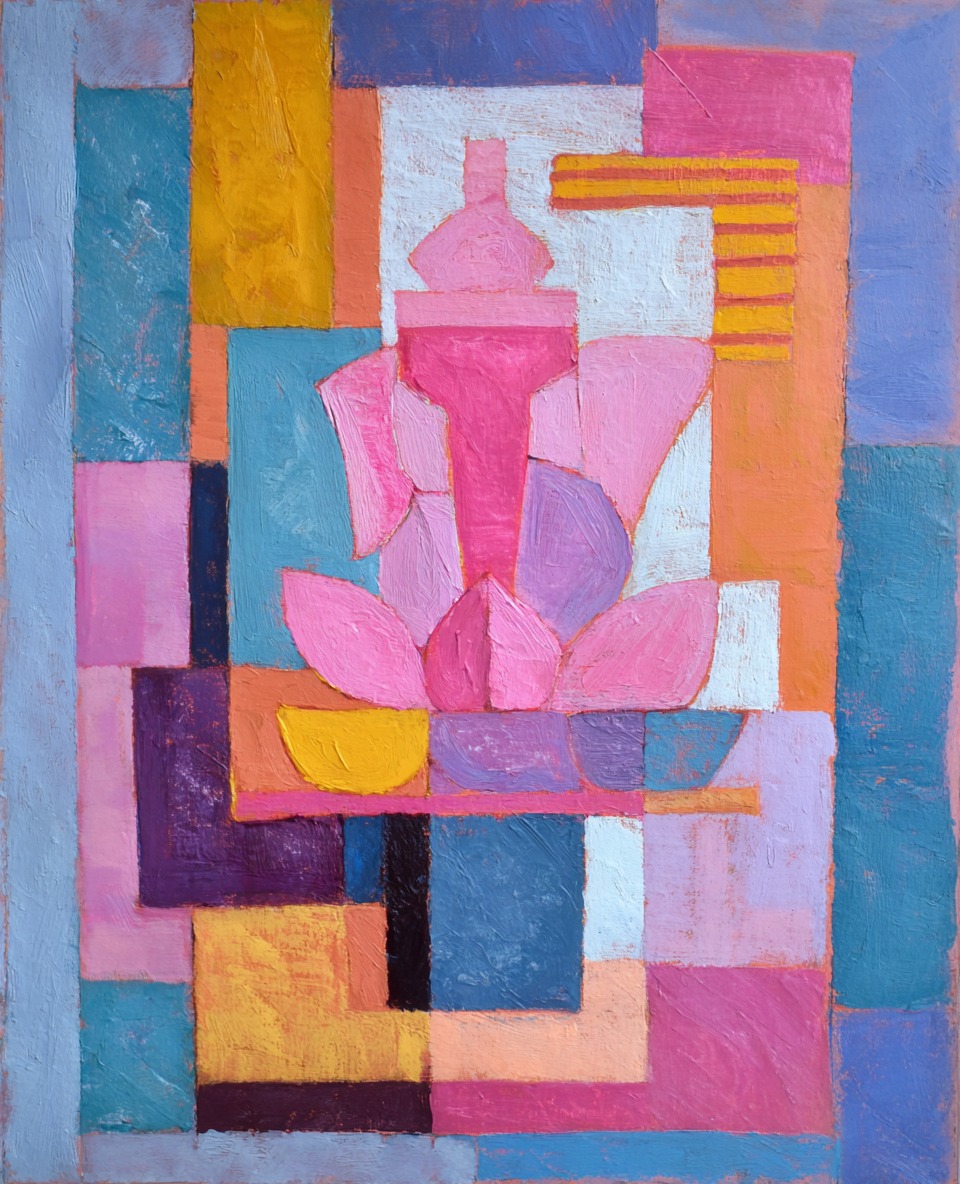 A lotus of light, unfolding in every layer of colour. Divinity doesn’t need detail—just presence.
At DrishyaKala, every brushstroke becomes a story of expression.
Painting calsses for young and adults.
Call : 6282033996