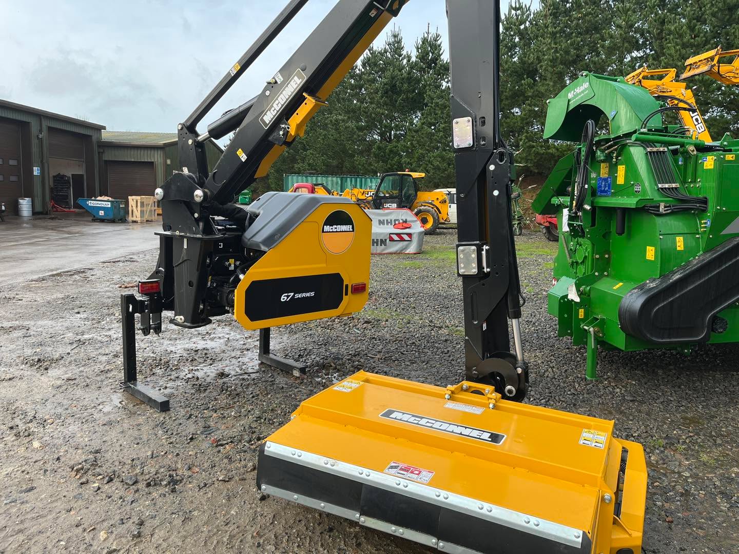 Just come into stock #mcconnel PA7067 T trimmers, motion control, 1.2m head choice of flails, 70hp, please call 📞 for competitive prices, we have bought these at the right price and available to go NOW 👍