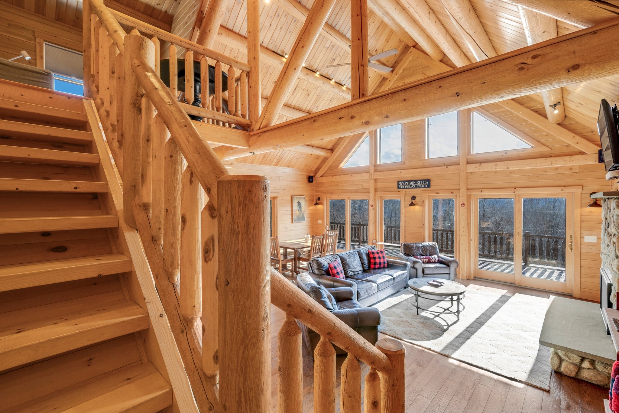 sundayriverrealestate